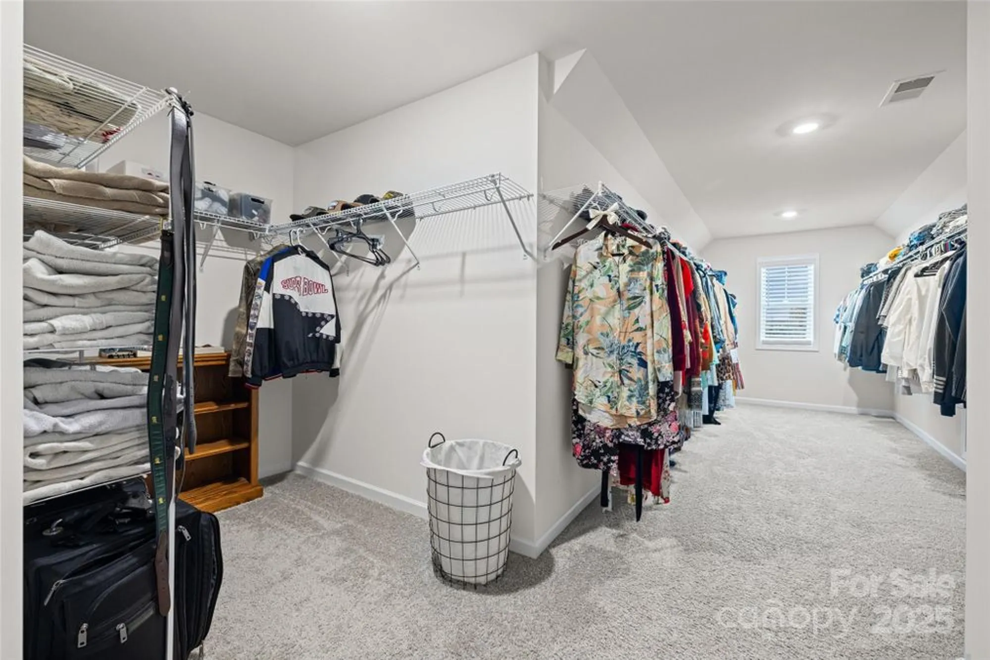 Property Slideshow image 36 of 48 | 1370 englewood dr, Lake Wylie, SC, 29710