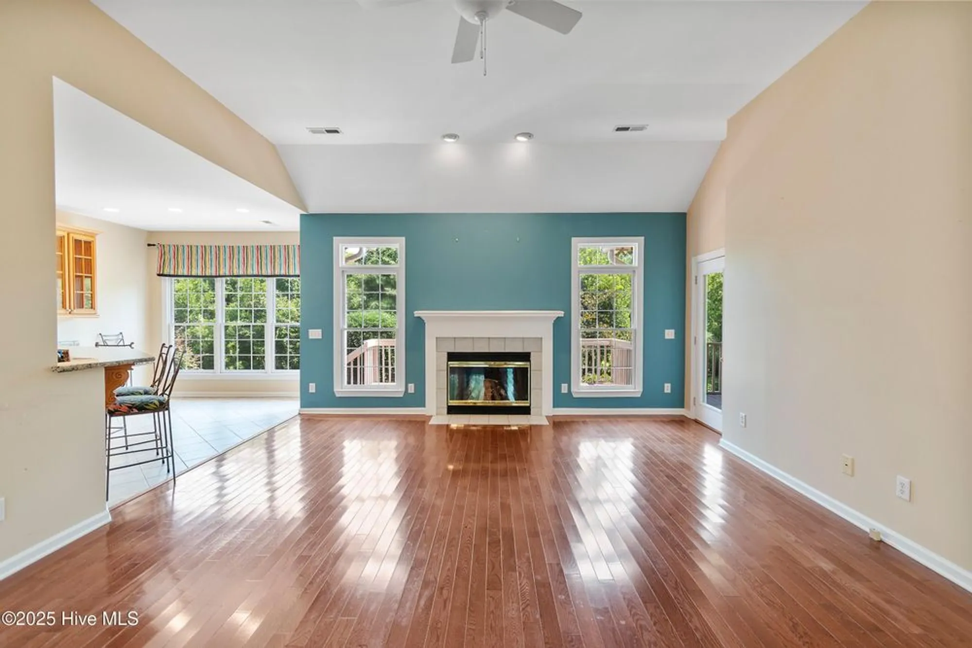 Property Slideshow image 8 of 43 | 4176 silverleaf dr, Southport, NC, 28461