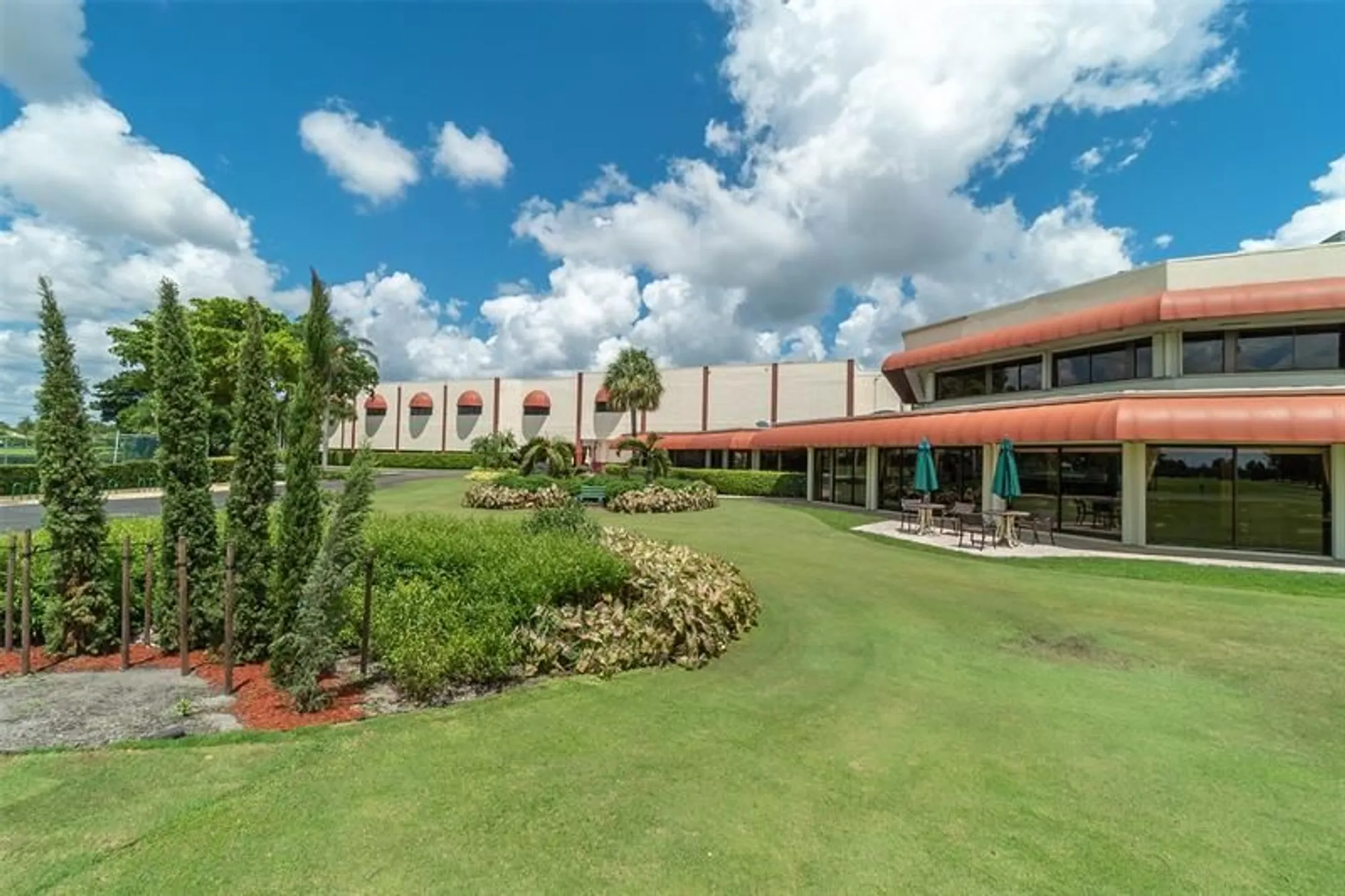 Property Slideshow image 40 of 53 | 671 s hollybrook dr 306, Pembroke Pines, FL, 33025