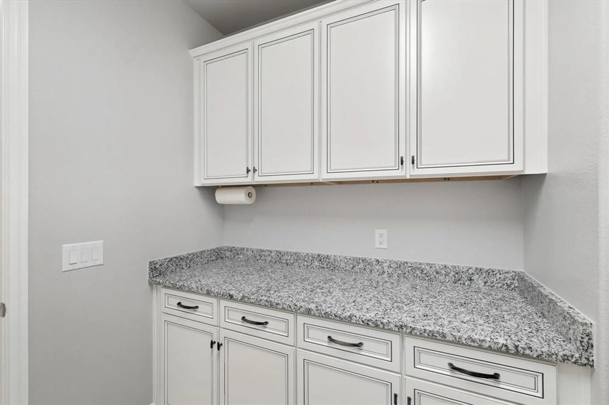 Property Slideshow image 27 of 35 | 10008 baywood ct, Denton, TX, 76207