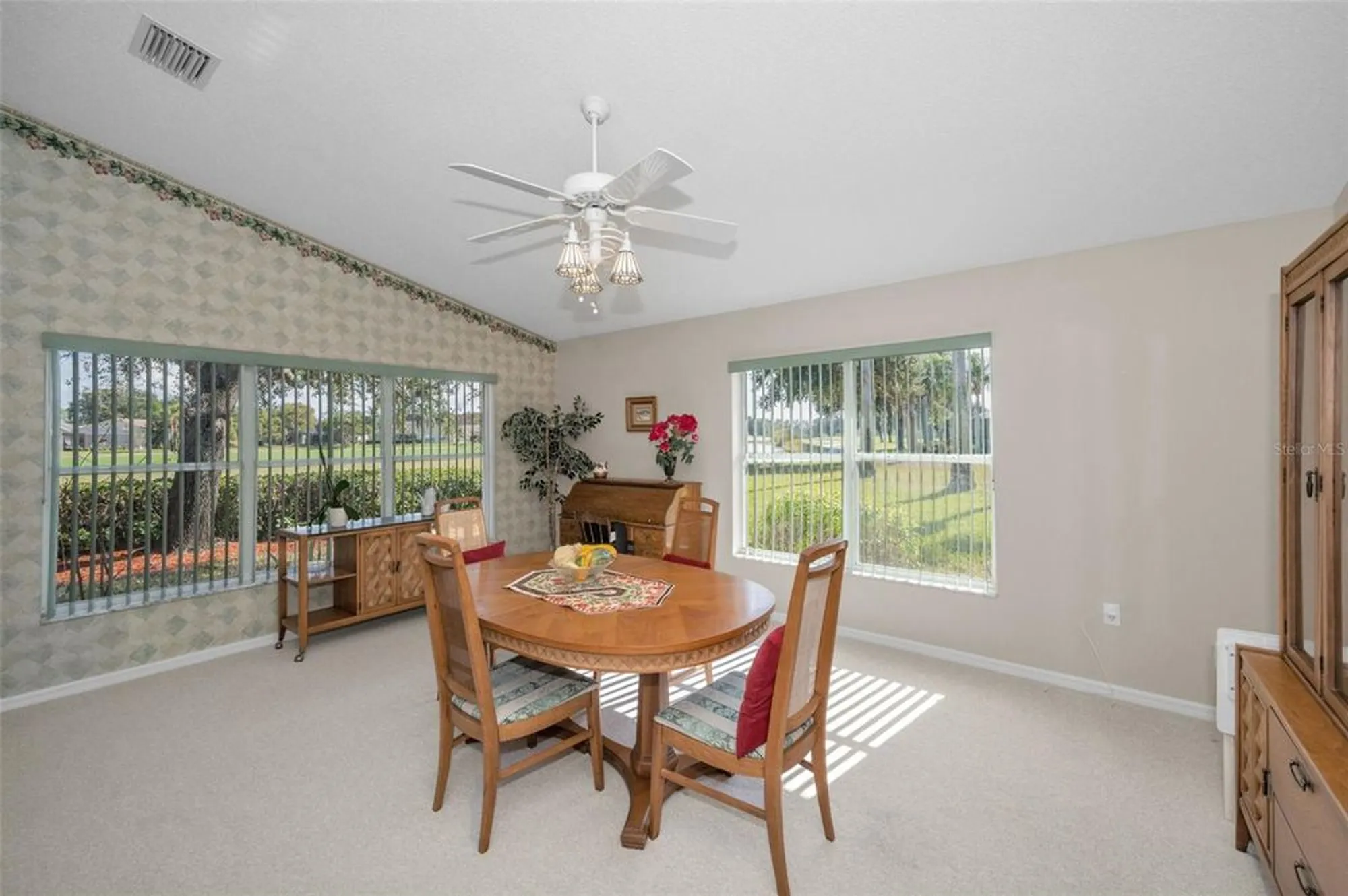 Property Slideshow image 27 of 100 | 1136 almondwood dr, Trinity, FL, 34655