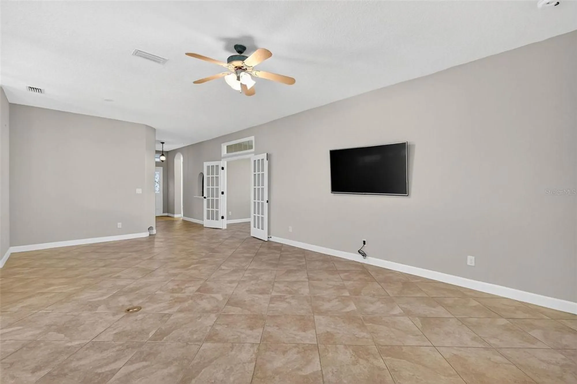 Property Slideshow image 8 of 77 | 8852 bridgeport bay cir, Mount Dora, FL, 32757