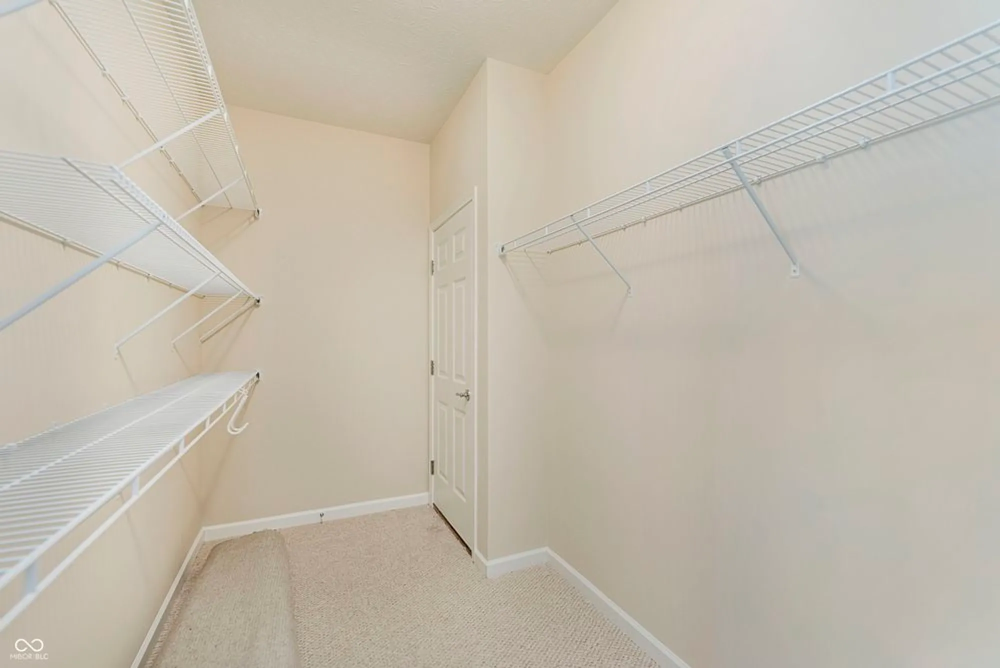 Property Slideshow image 21 of 42 | 16022 lambrusco way, Fishers, IN, 46037