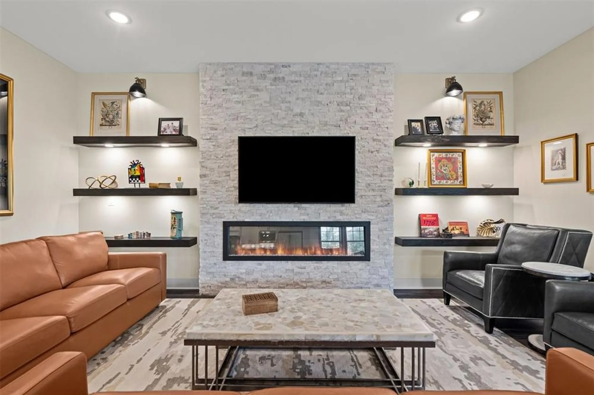 Property Slideshow image 11 of 27 | 4801 park view pl, Arlington, TX, 76005