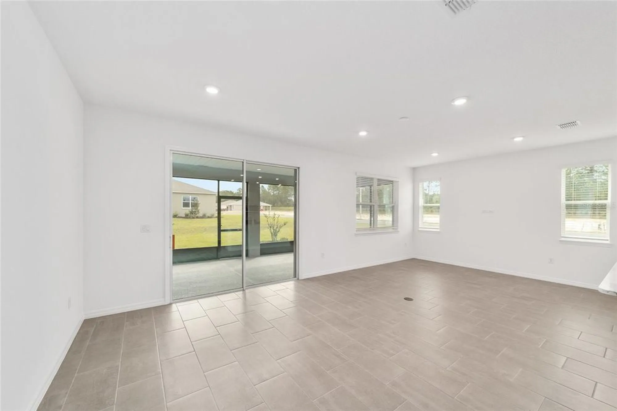 Property Slideshow image 12 of 42 | 10441 sw 106th ct, Ocala, FL, 34481