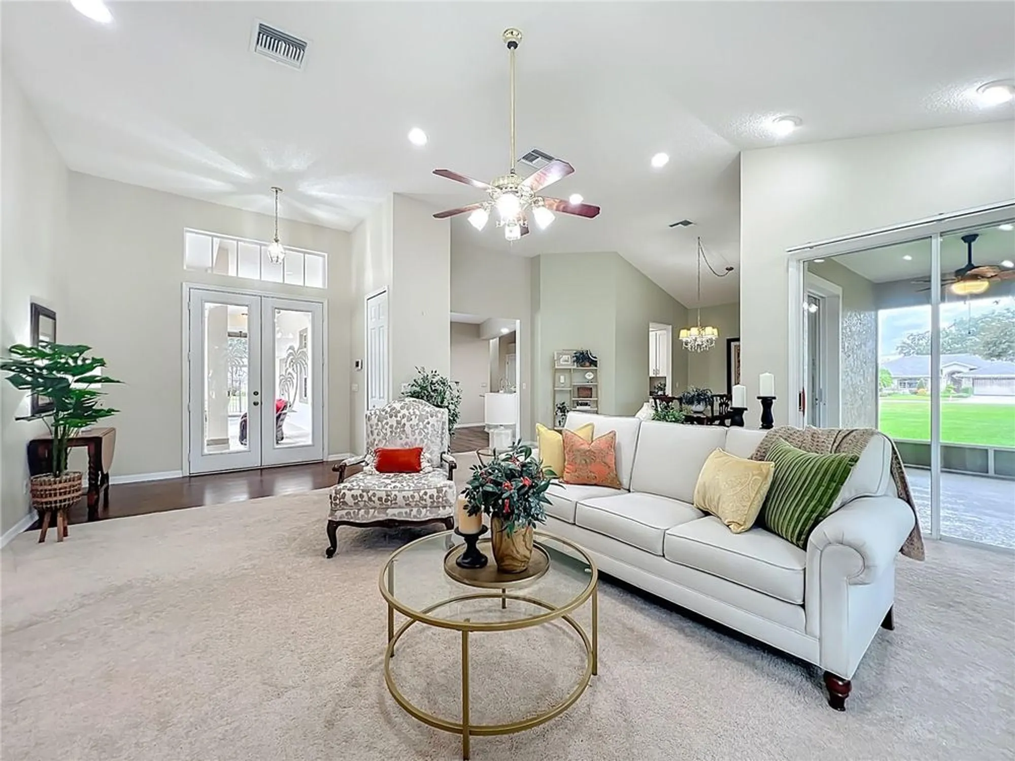 Property Slideshow image 16 of 73 | 5902 princess diana ct, Leesburg, FL, 34748