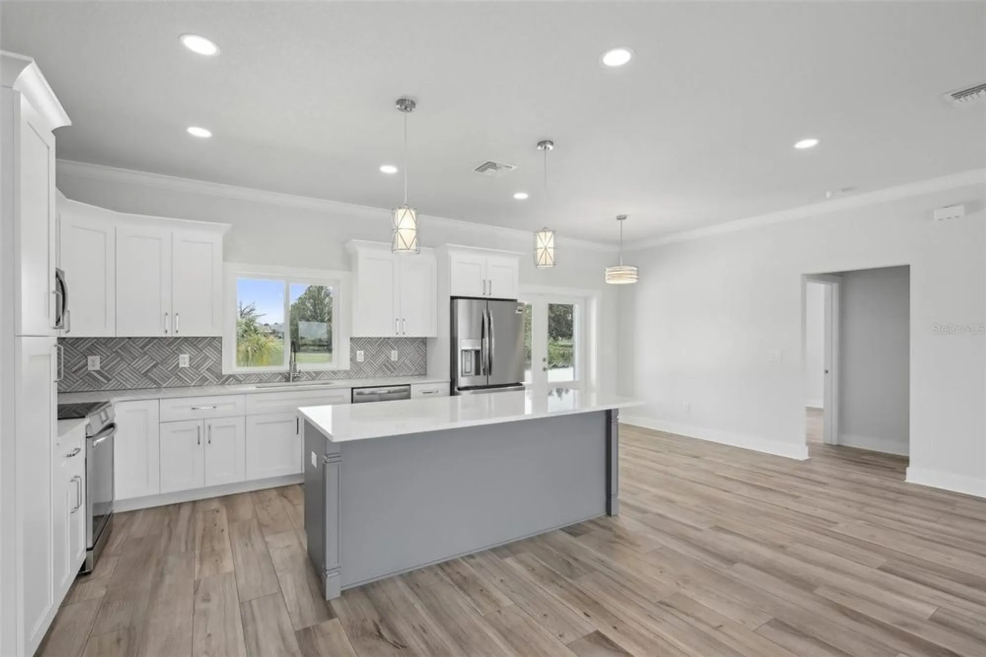 Property Slideshow image 9 of 32 | 718 desert hills way, Sun City Center, FL, 33573