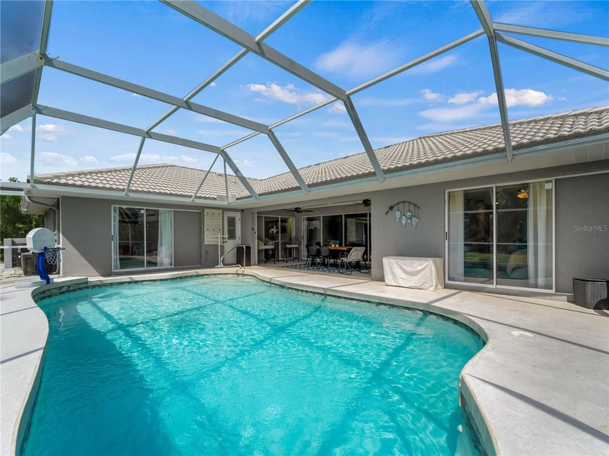 Property Slideshow image 17 of 61 | 523 warwick dr, Venice, FL, 34293
