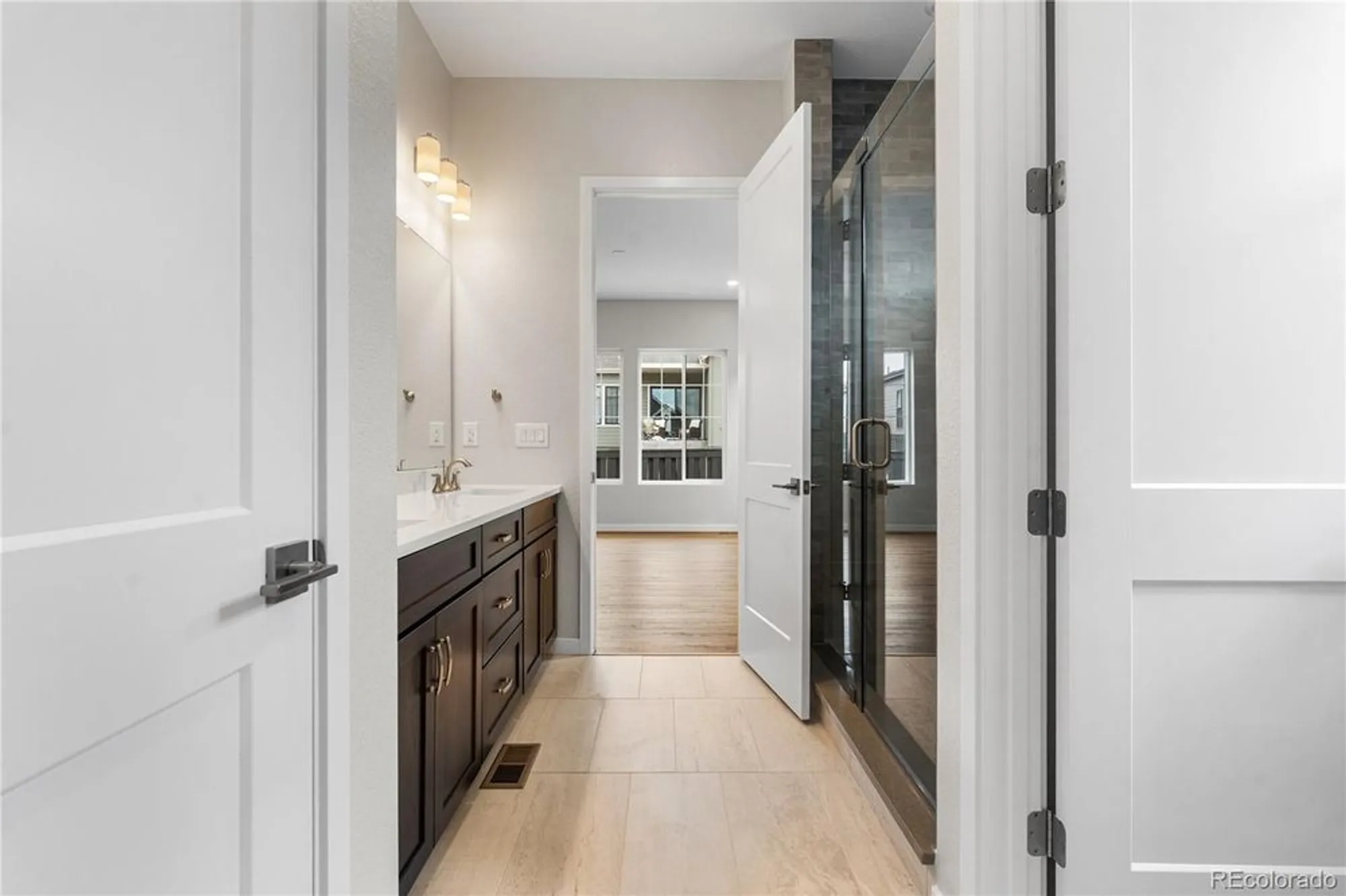 Property Slideshow image 22 of 31 | 11116 stonepath st, Littleton, CO, 80125