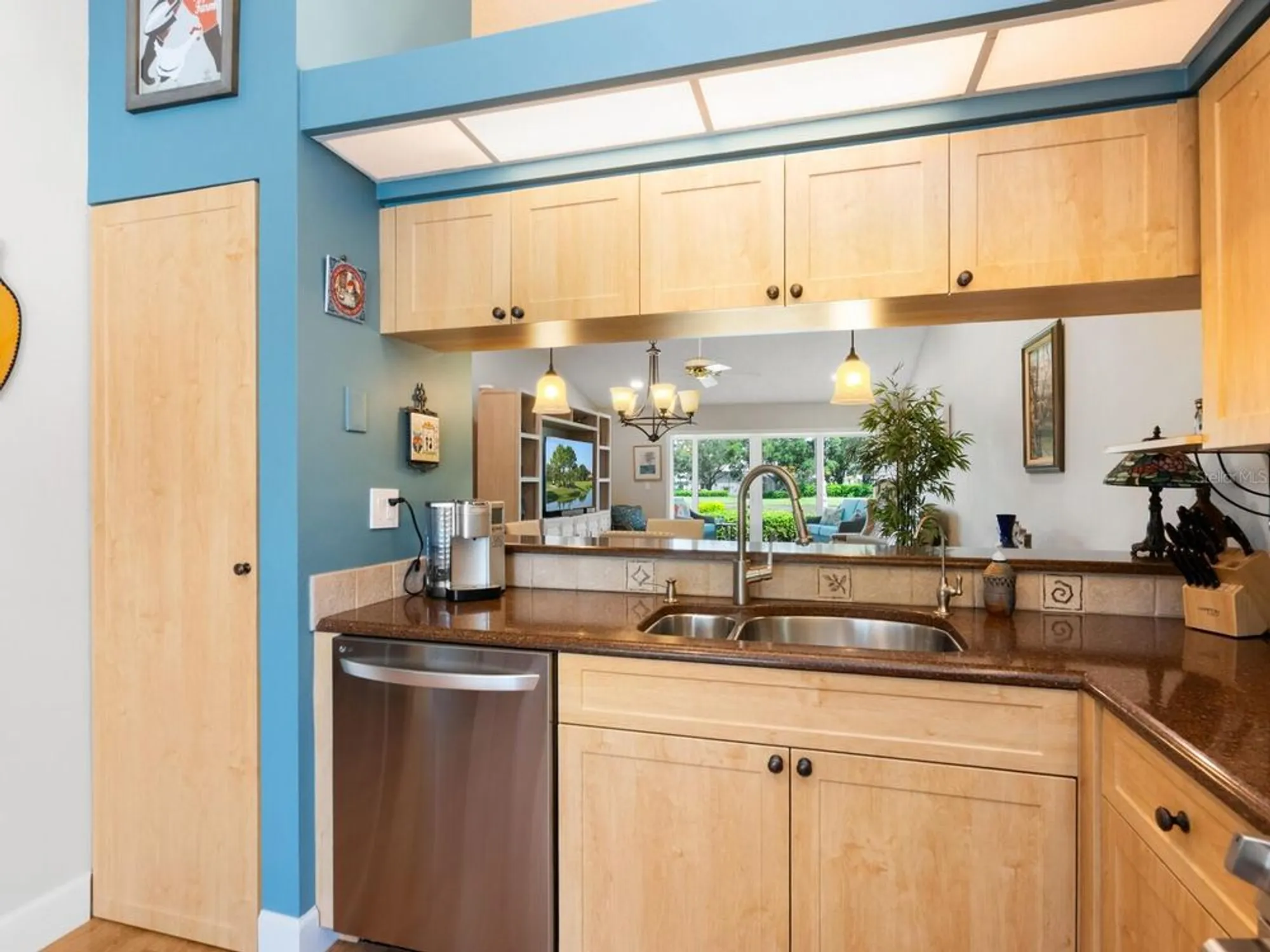 Property Slideshow image 18 of 73 | 6103 clubside dr # 6103, Sarasota, FL, 34243