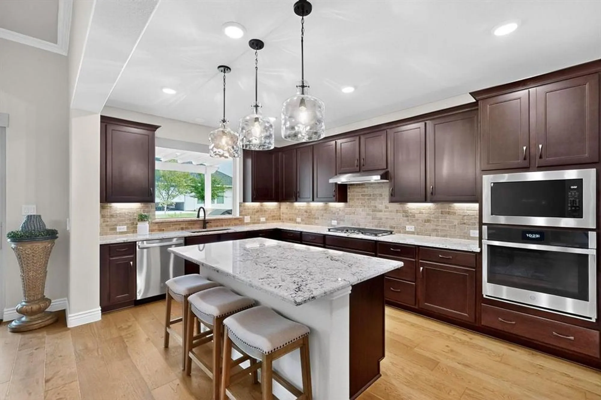 Property Slideshow image 14 of 40 | 12704 golden rock dr, Denton, TX, 76207