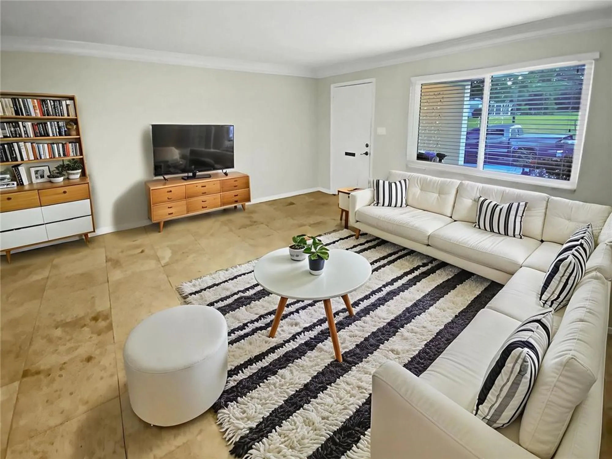 Property Slideshow image 2 of 41 | 9506 141st st, Seminole, FL, 33776