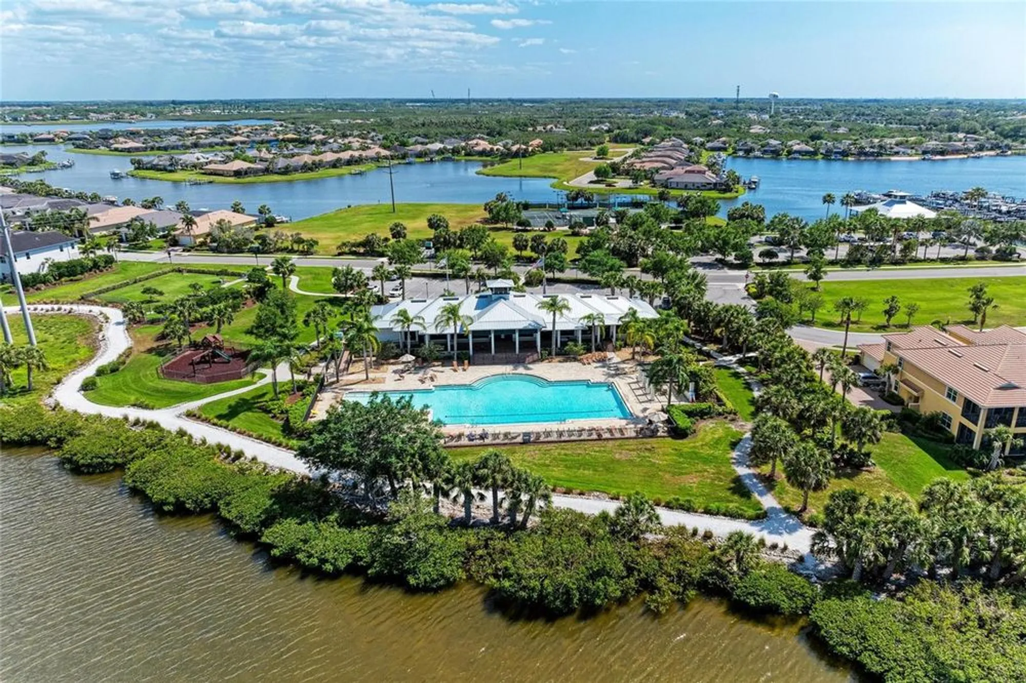 Property Slideshow image 47 of 57 | 1010 tidewater shores loop 304, Bradenton, FL, 34208