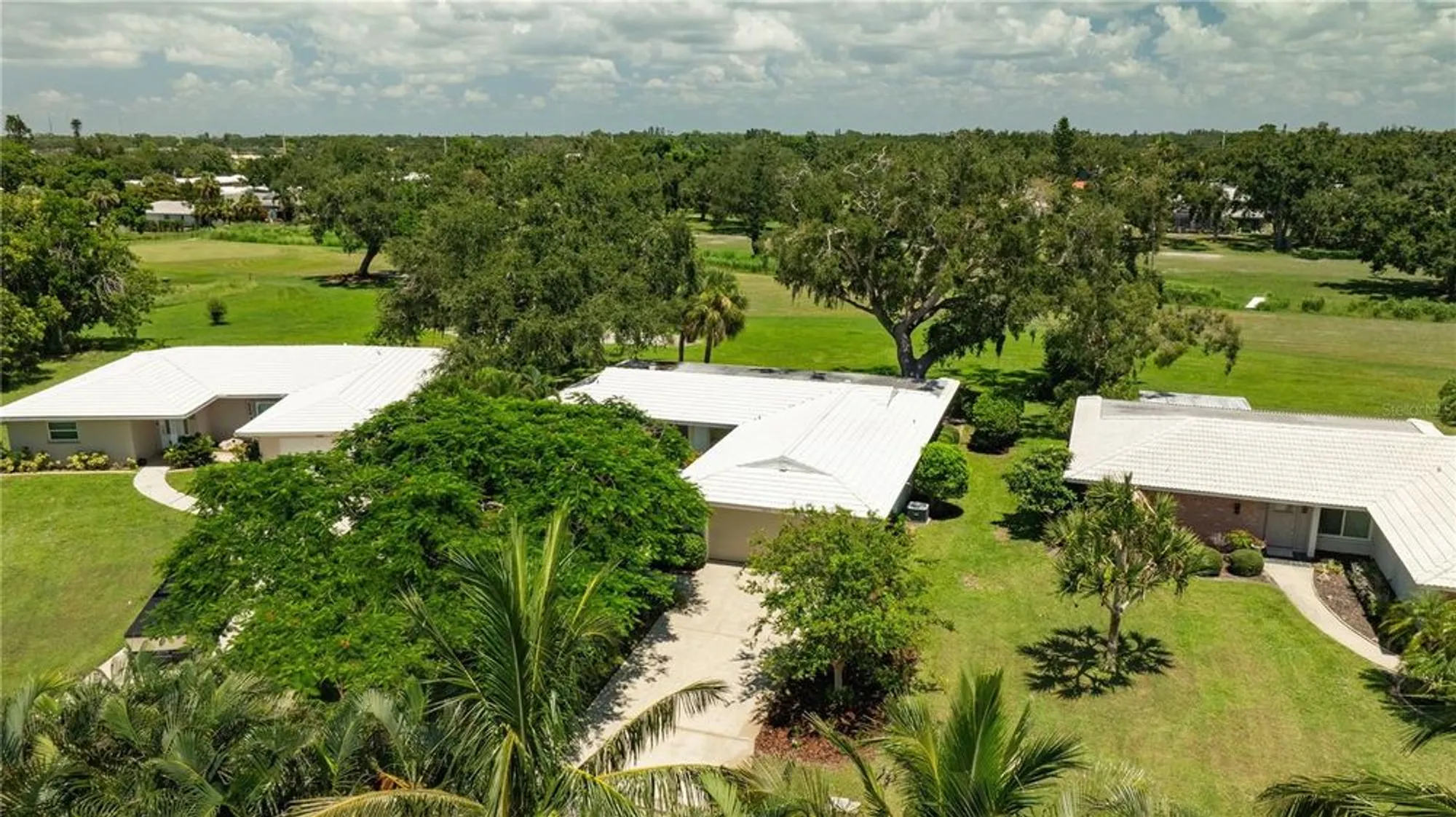 Property Slideshow image 47 of 52 | 3337 spring mill cir, Sarasota, FL, 34239