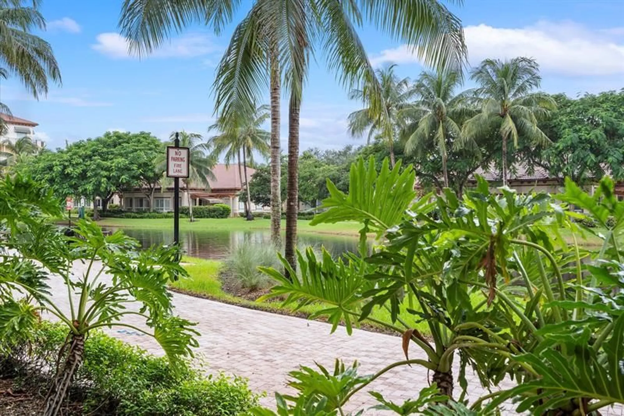 Property Slideshow image 52 of 70 | 16135 emerald estates dr apt 164, Weston, FL, 33331