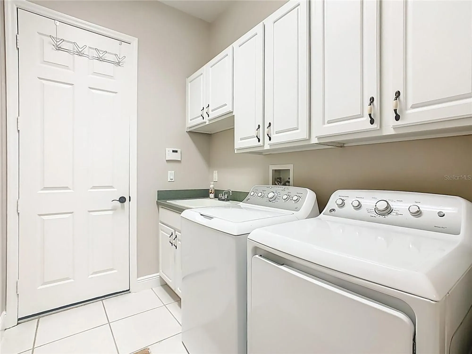 Property Slideshow image 46 of 84 | 915 san raphael st, Poinciana, FL, 34759