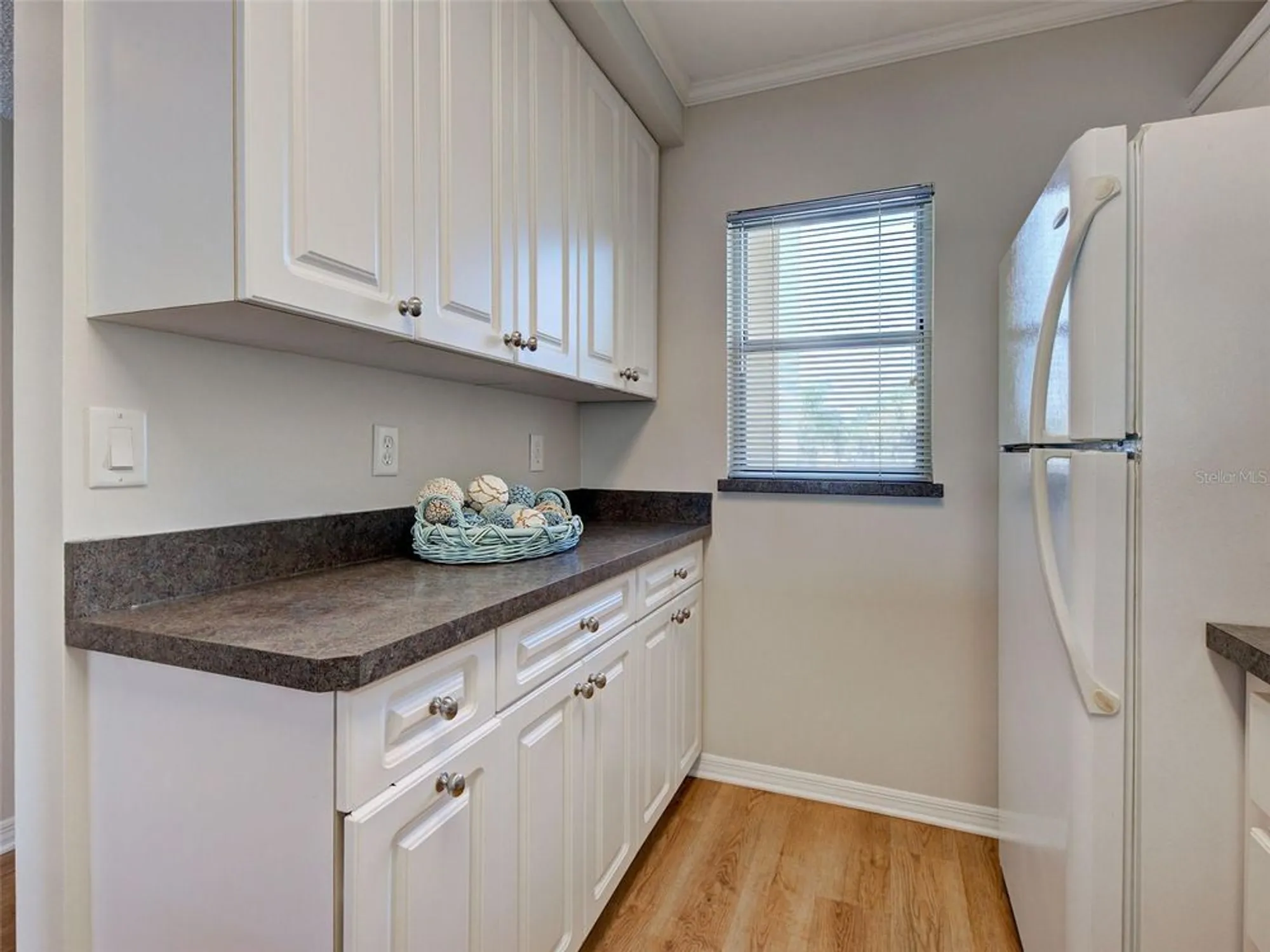 Property Slideshow image 8 of 54 | 406 cerromar cir 222, Venice, FL, 34293