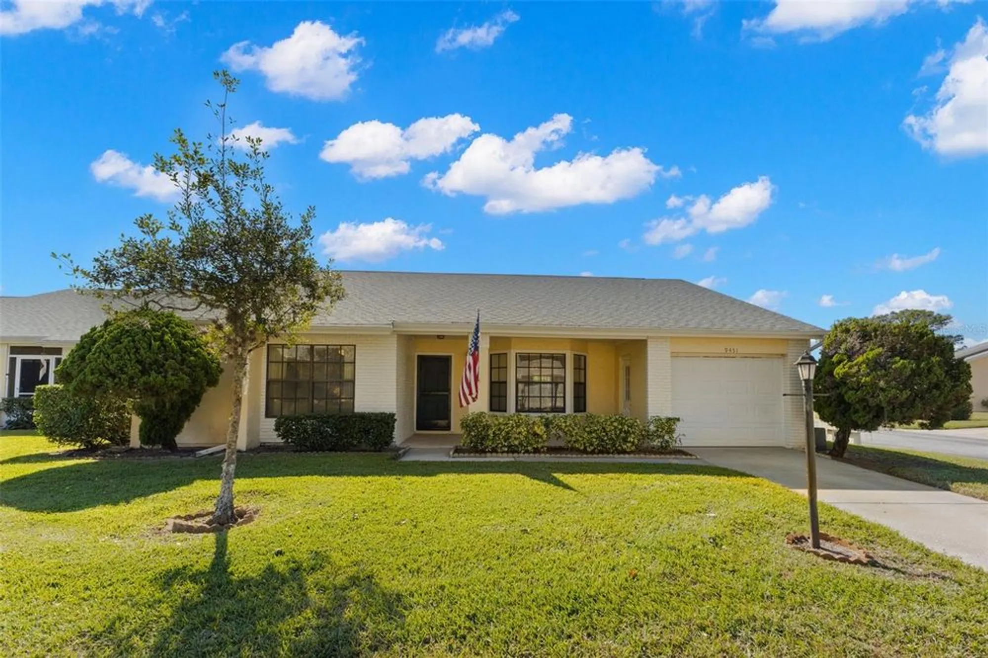 Property Slideshow image 1 of 43 | 9451 rockbridge cir, New Port Richey, FL, 34655