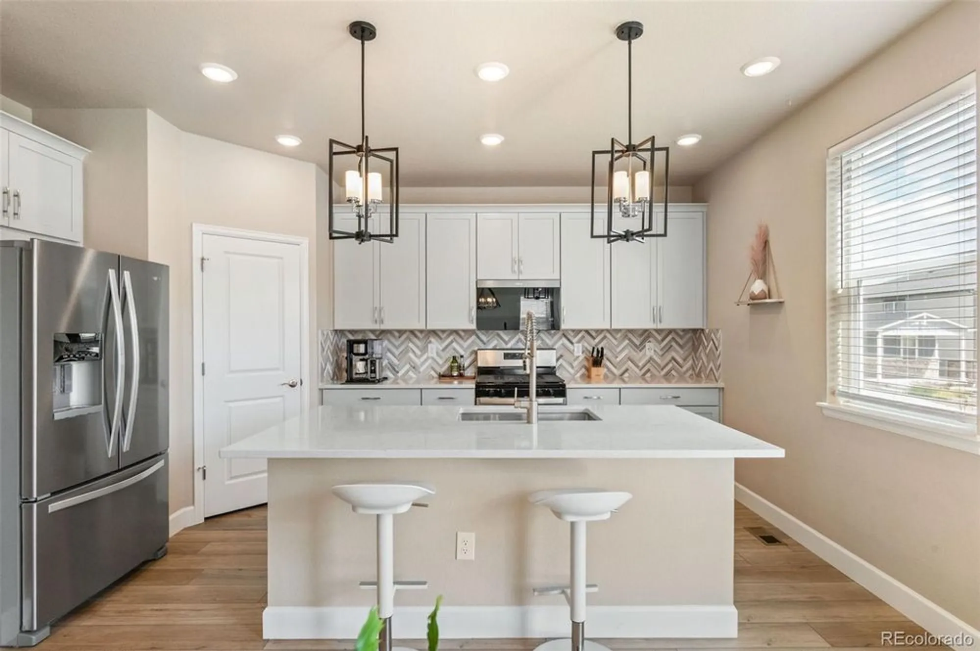 Property Slideshow image 12 of 39 | 3888 red valley ln, Castle Rock, CO, 80104