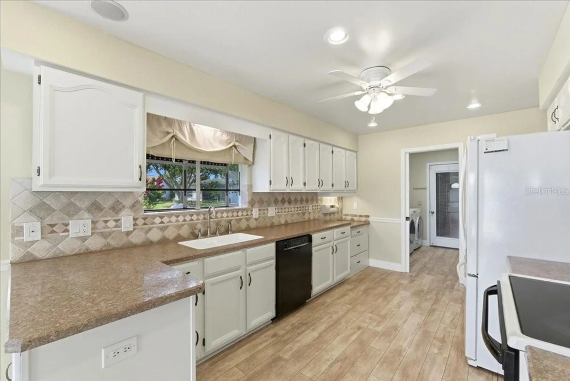 Property Slideshow image 6 of 56 | 3650 wildcat run, Lakeland, FL, 33810