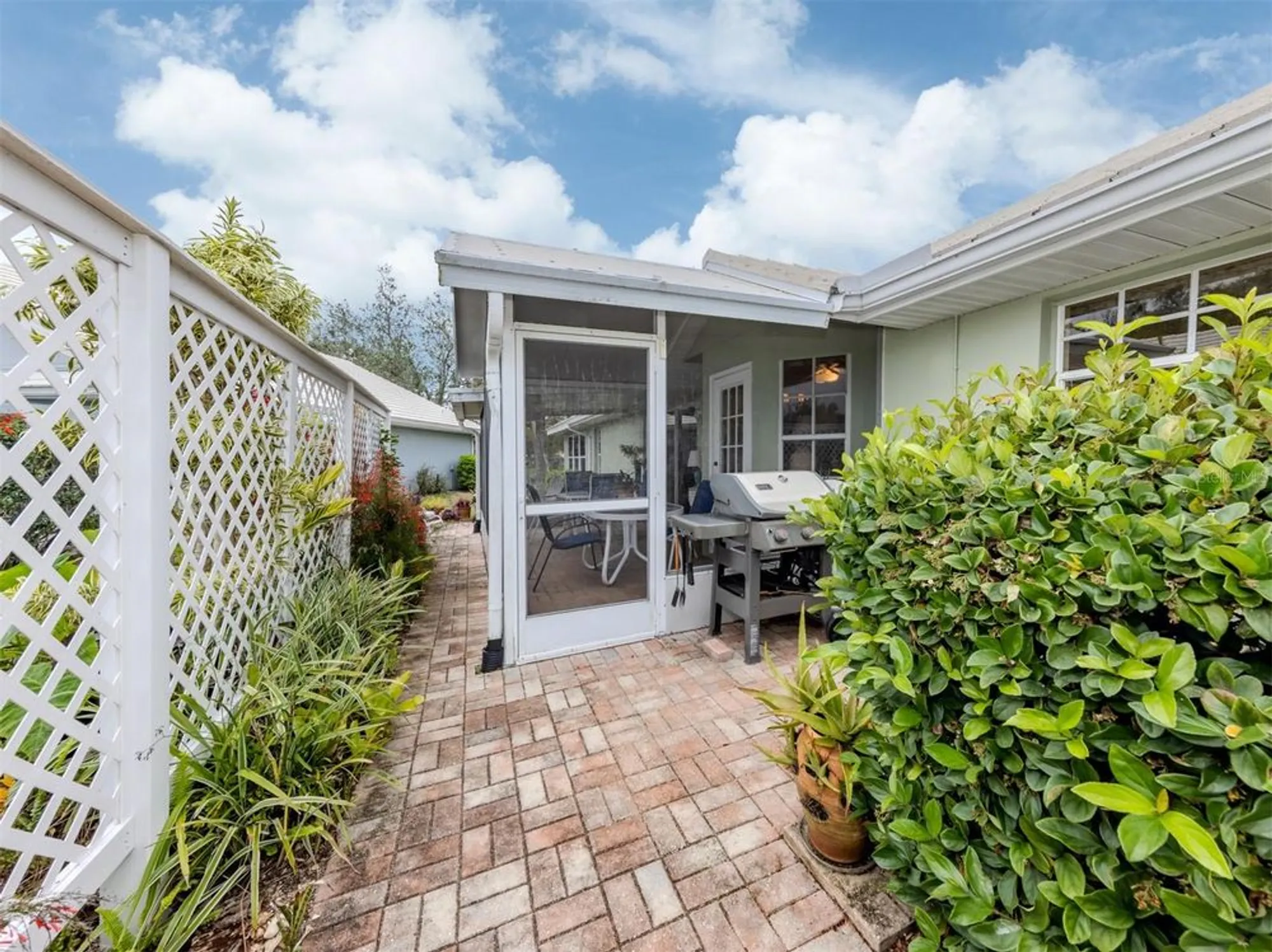 Property Slideshow image 25 of 83 | 503 clubside cir 47, Venice, FL, 34293