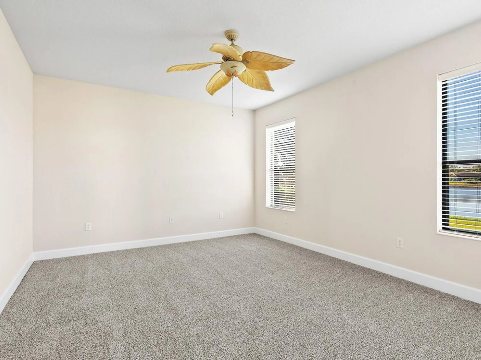 Property Slideshow image 17 of 43 | 11187 campazzo dr, Venice, FL, 34292