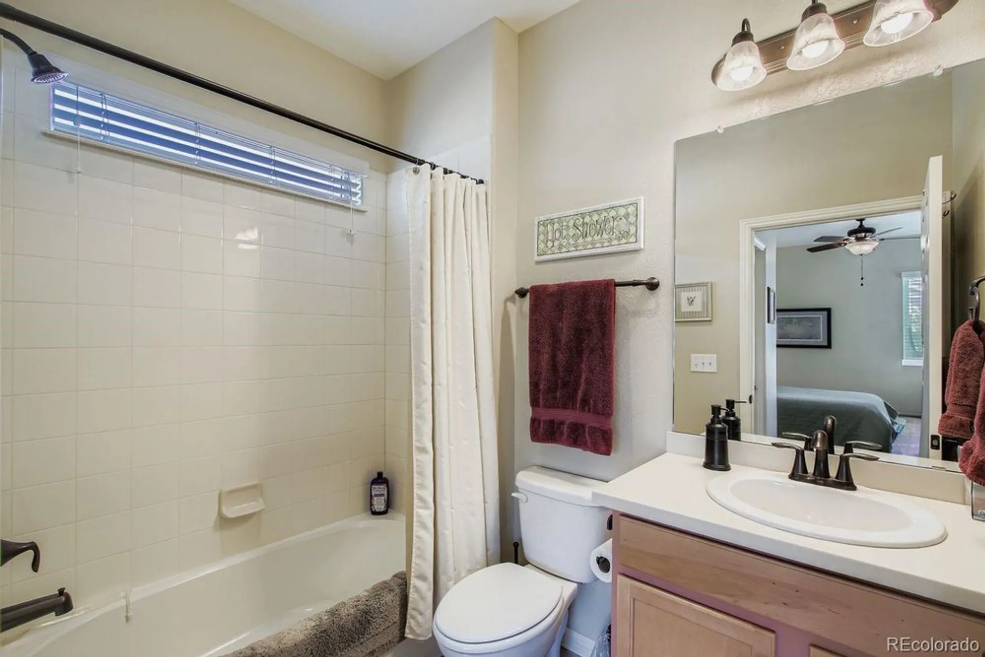 Property Slideshow image 20 of 37 | 10680 w big horn cir, Broomfield, CO, 80021