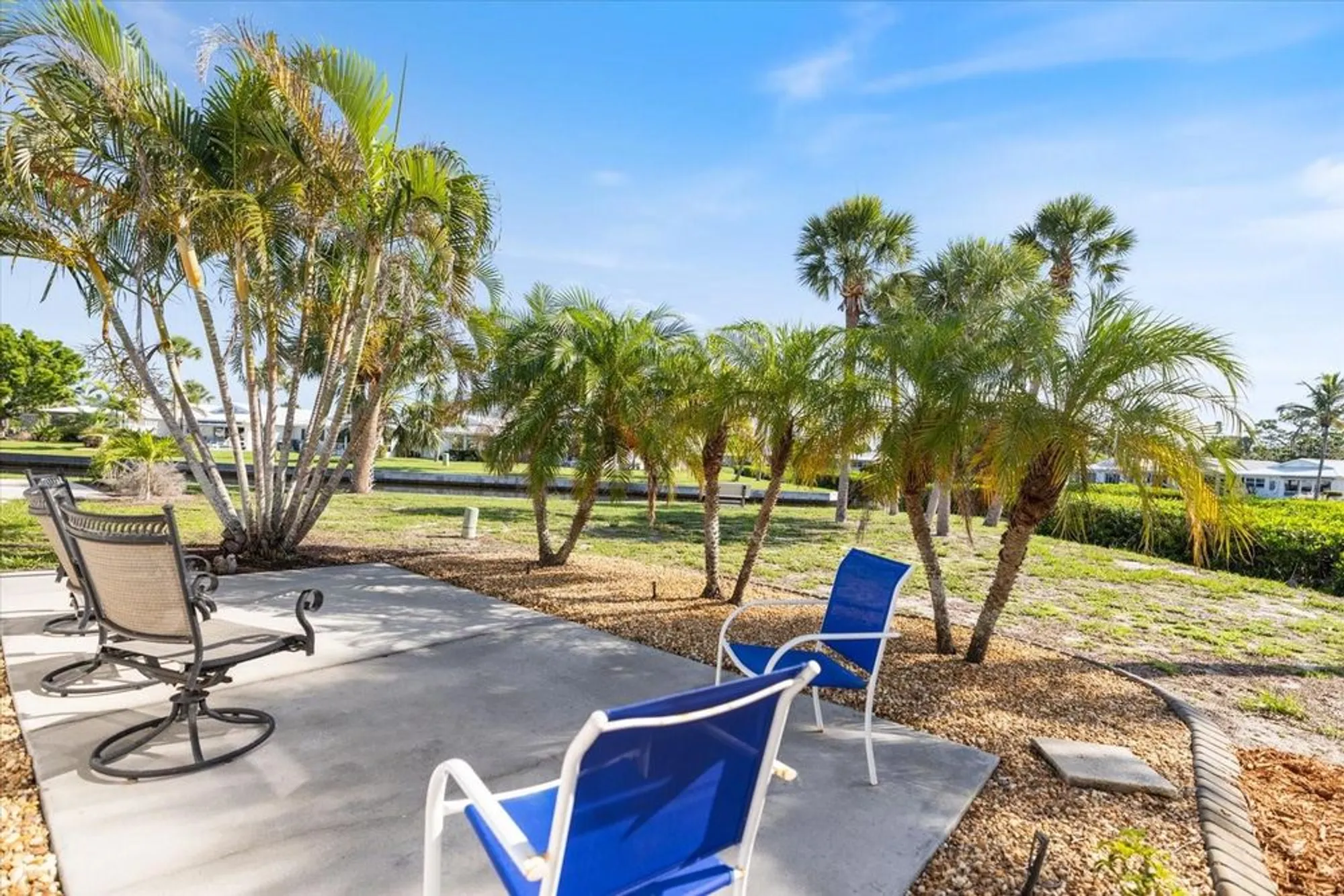 Property Slideshow image 36 of 47 | 107 clipper way # 107, Nokomis, FL, 34275