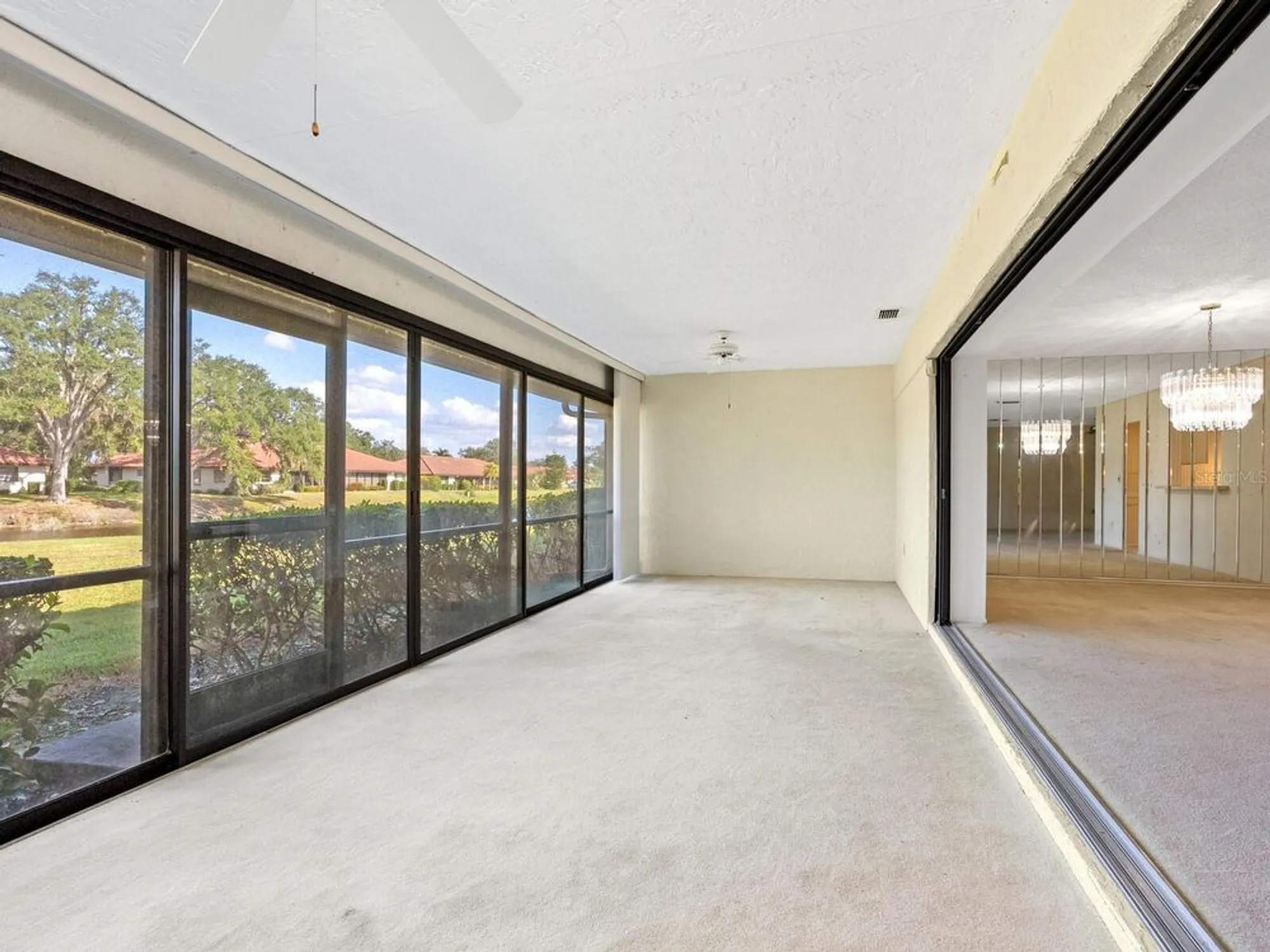 Property Slideshow image 28 of 53 | 5450 golf pointe dr, Sarasota, FL, 34243