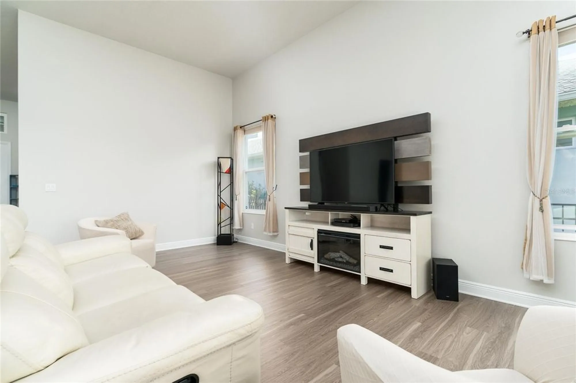 Property Slideshow image 21 of 66 | 3020 king palm dr, New Smyrna Beach, FL, 32168