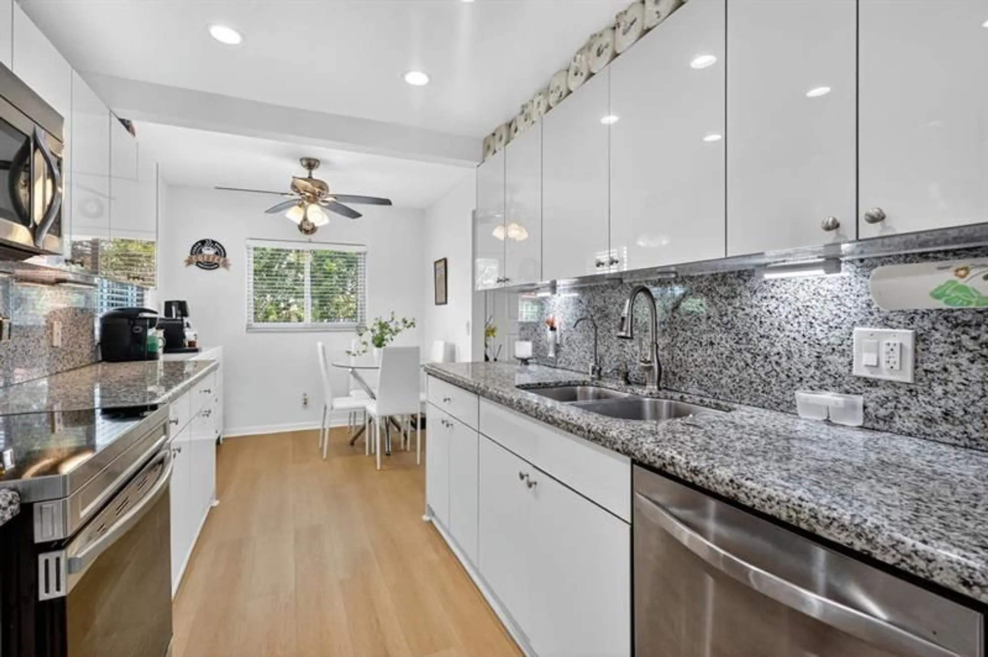 Property Slideshow image 13 of 48 | 13000 sw 15th ct 314u, Pembroke Pines, FL, 33027