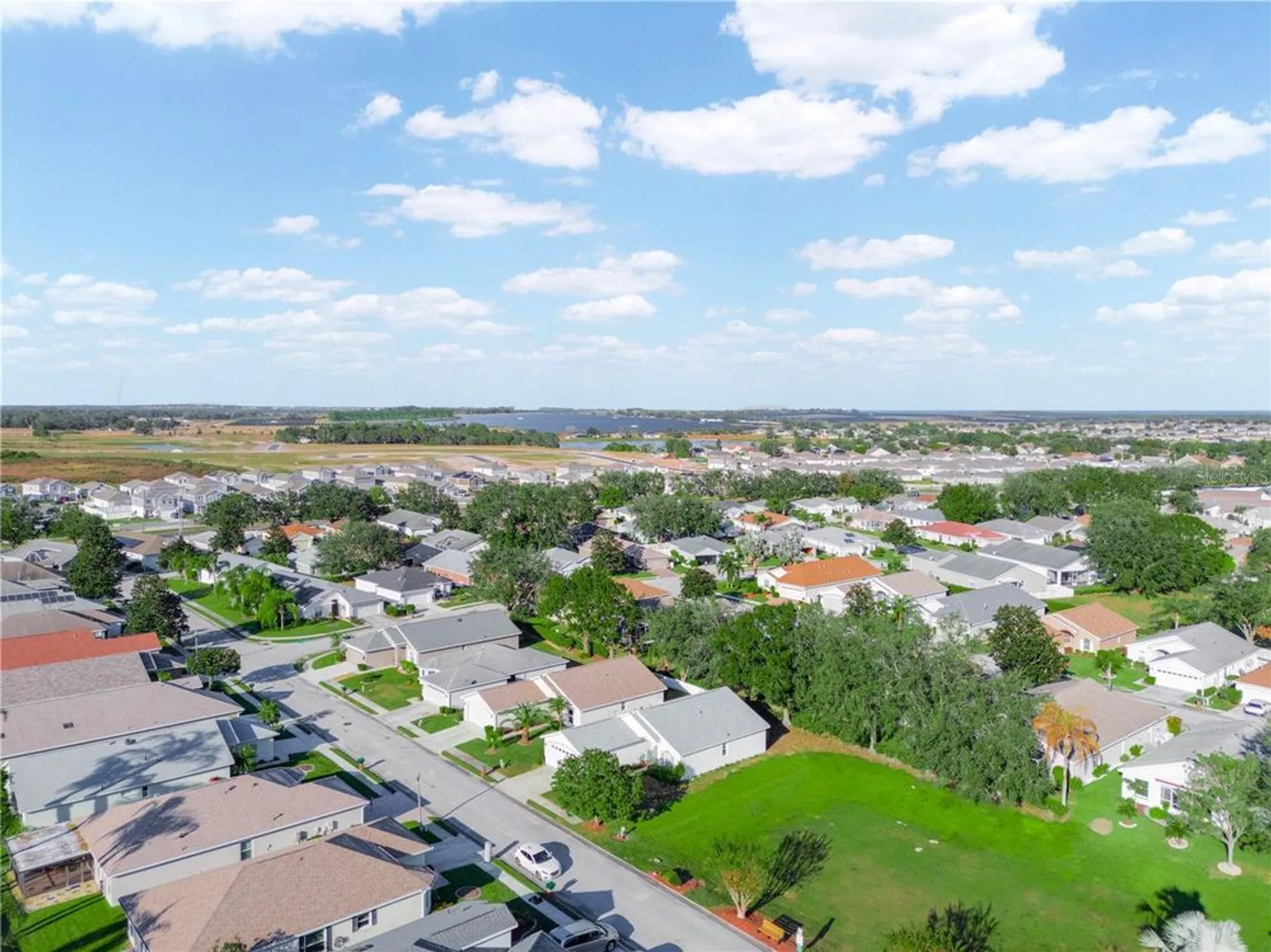 Property Slideshow image 40 of 51 | 341 lake suzanne dr, Lake Wales, FL, 33859