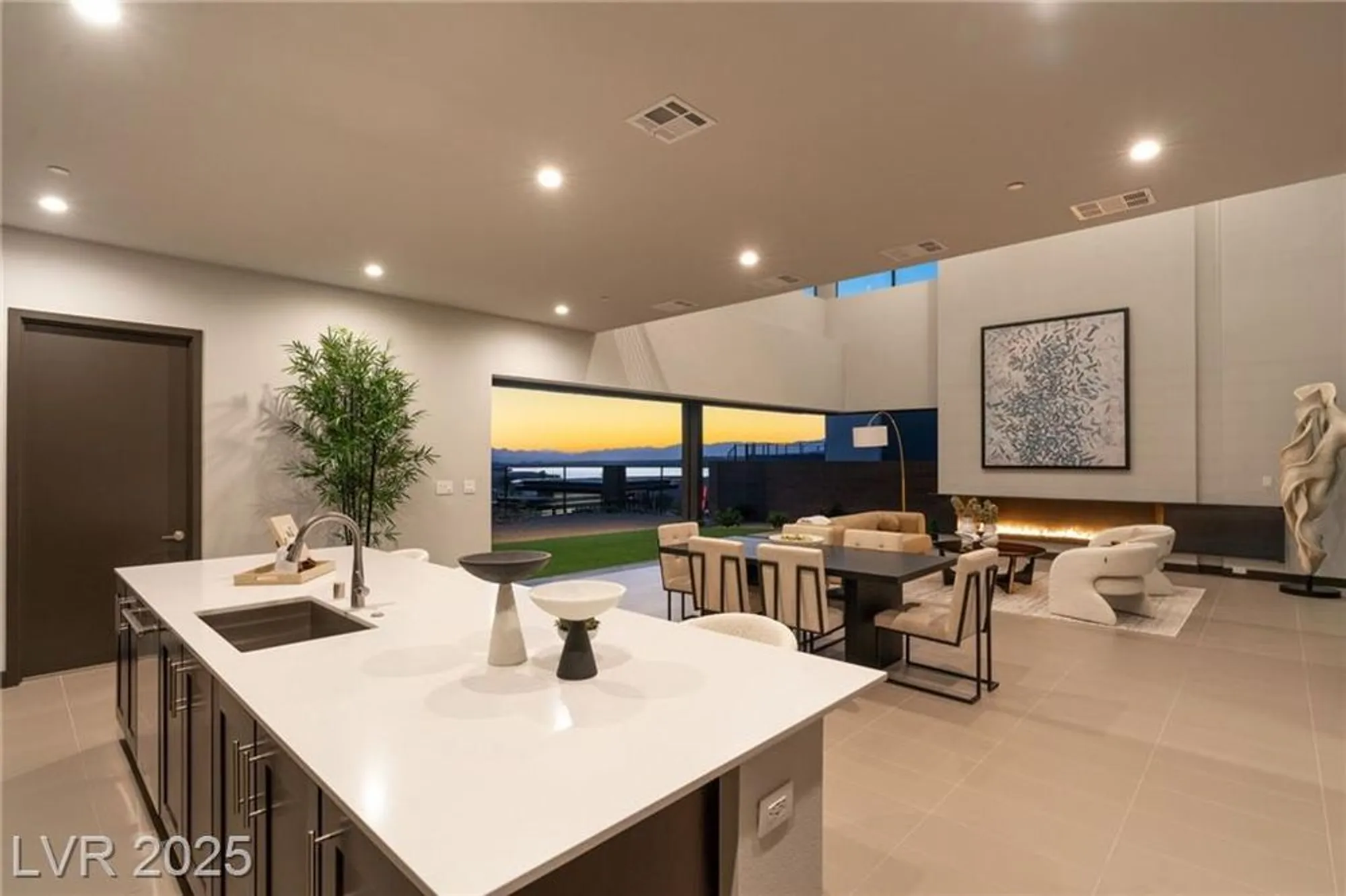 Property Slideshow image 4 of 22 | 36 rainbow point pl, Henderson, NV, 89011