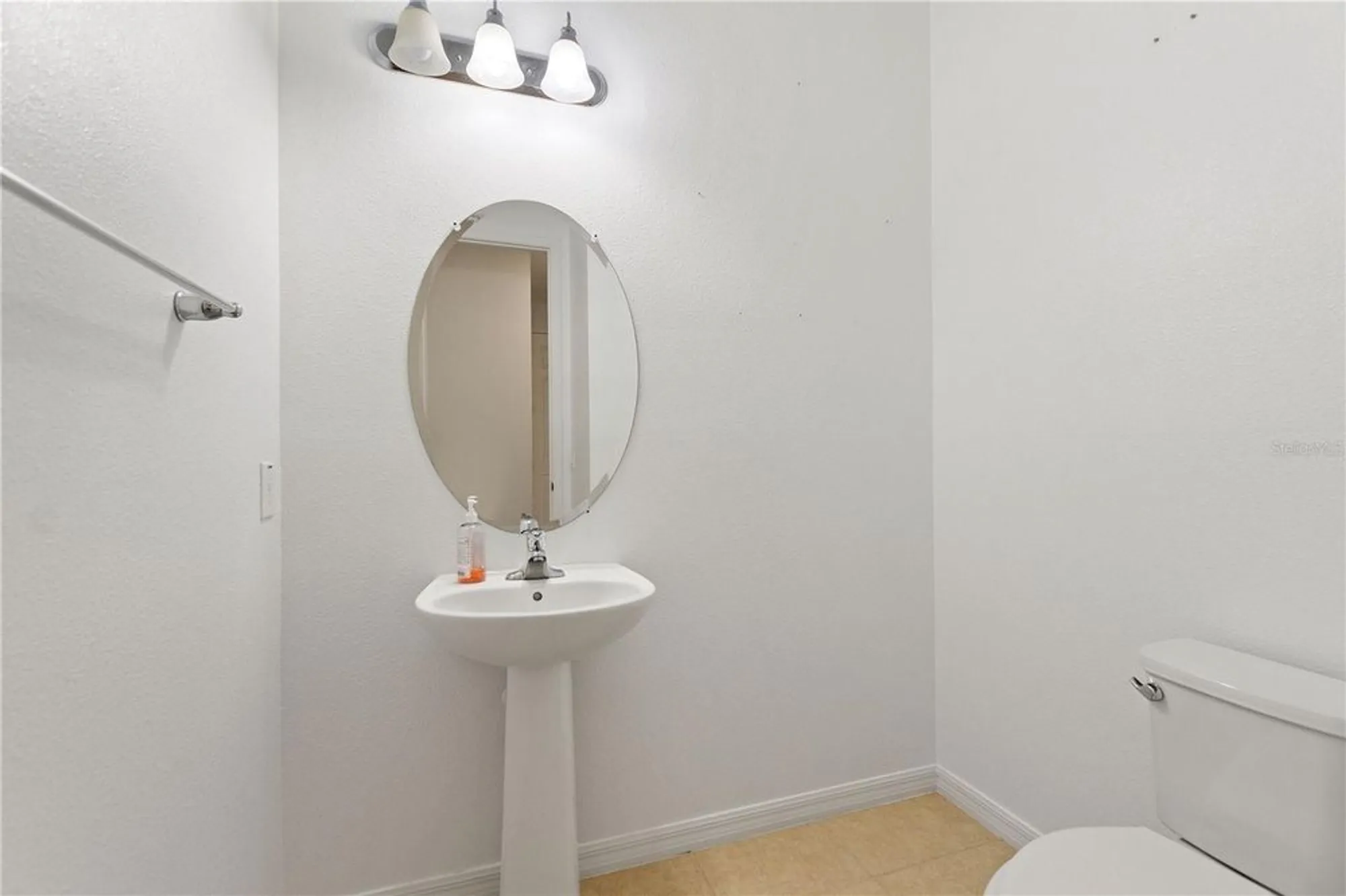 Property Slideshow image 32 of 46 | 803 jasmine creek rd, Kissimmee, FL, 34759