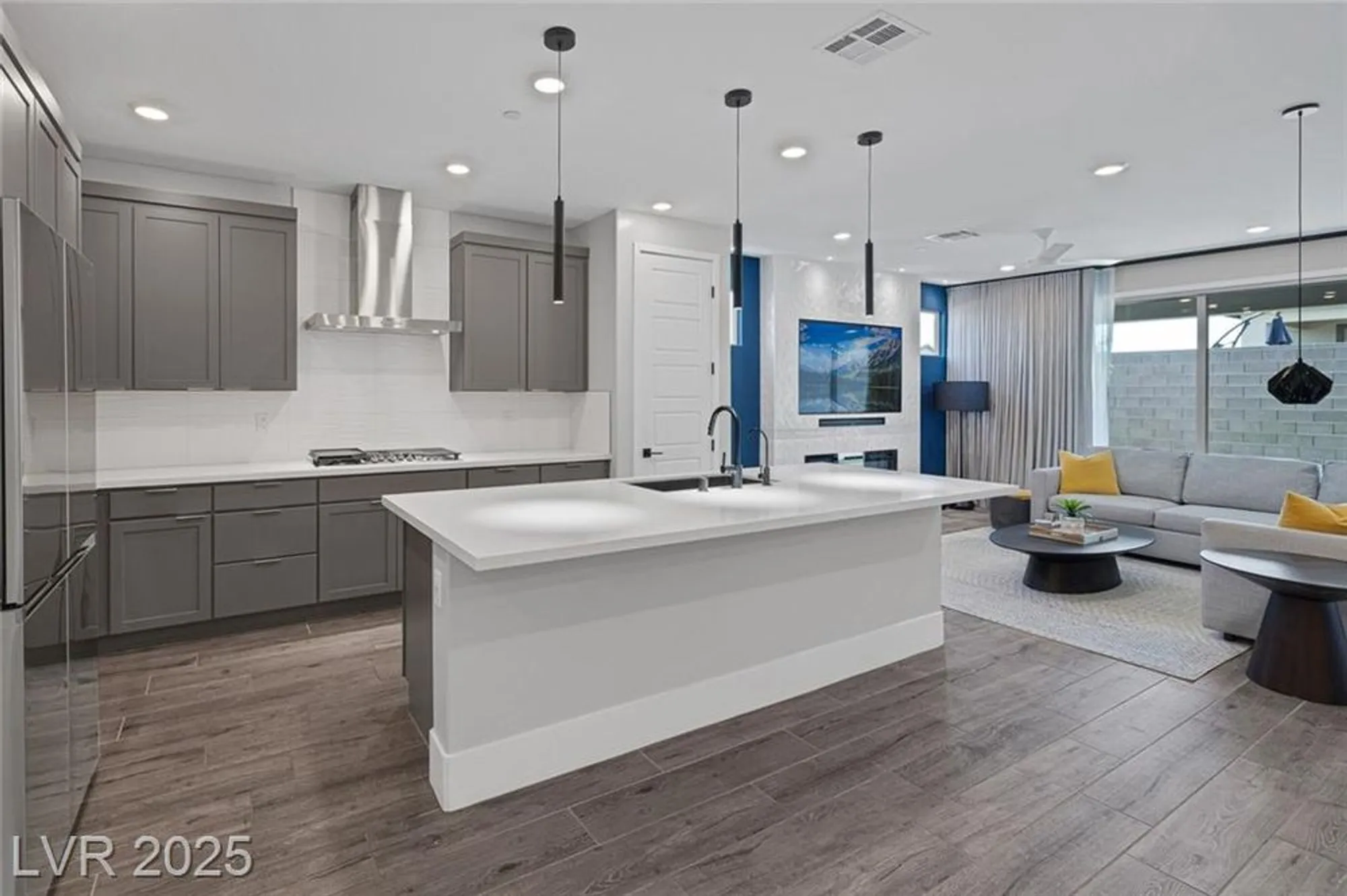 Property Slideshow image 9 of 42 | 9617 sard ln, Las Vegas, NV, 89143