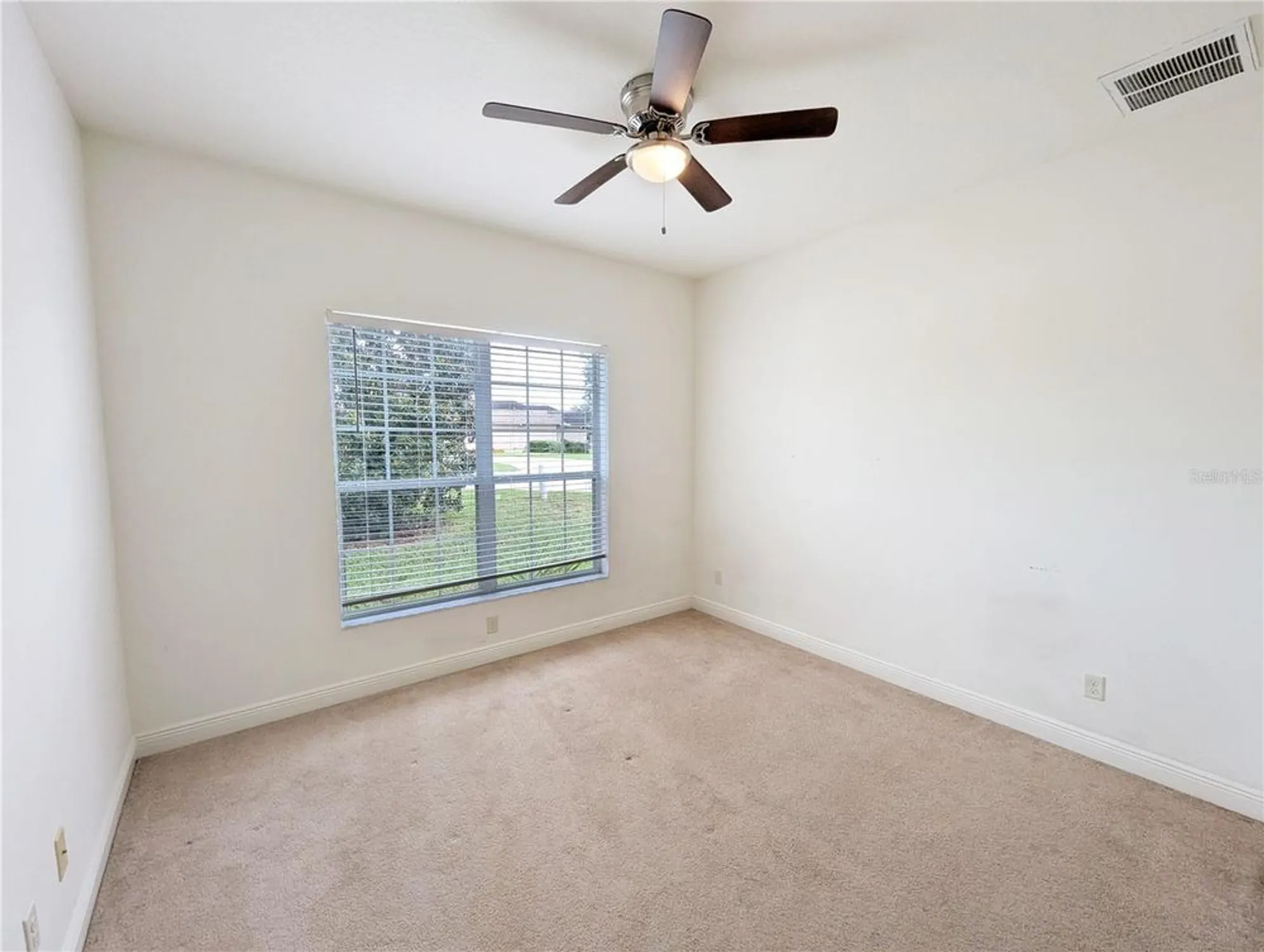 Property Slideshow image 19 of 32 | 1882 w angelica loop, Lecanto, FL, 34461