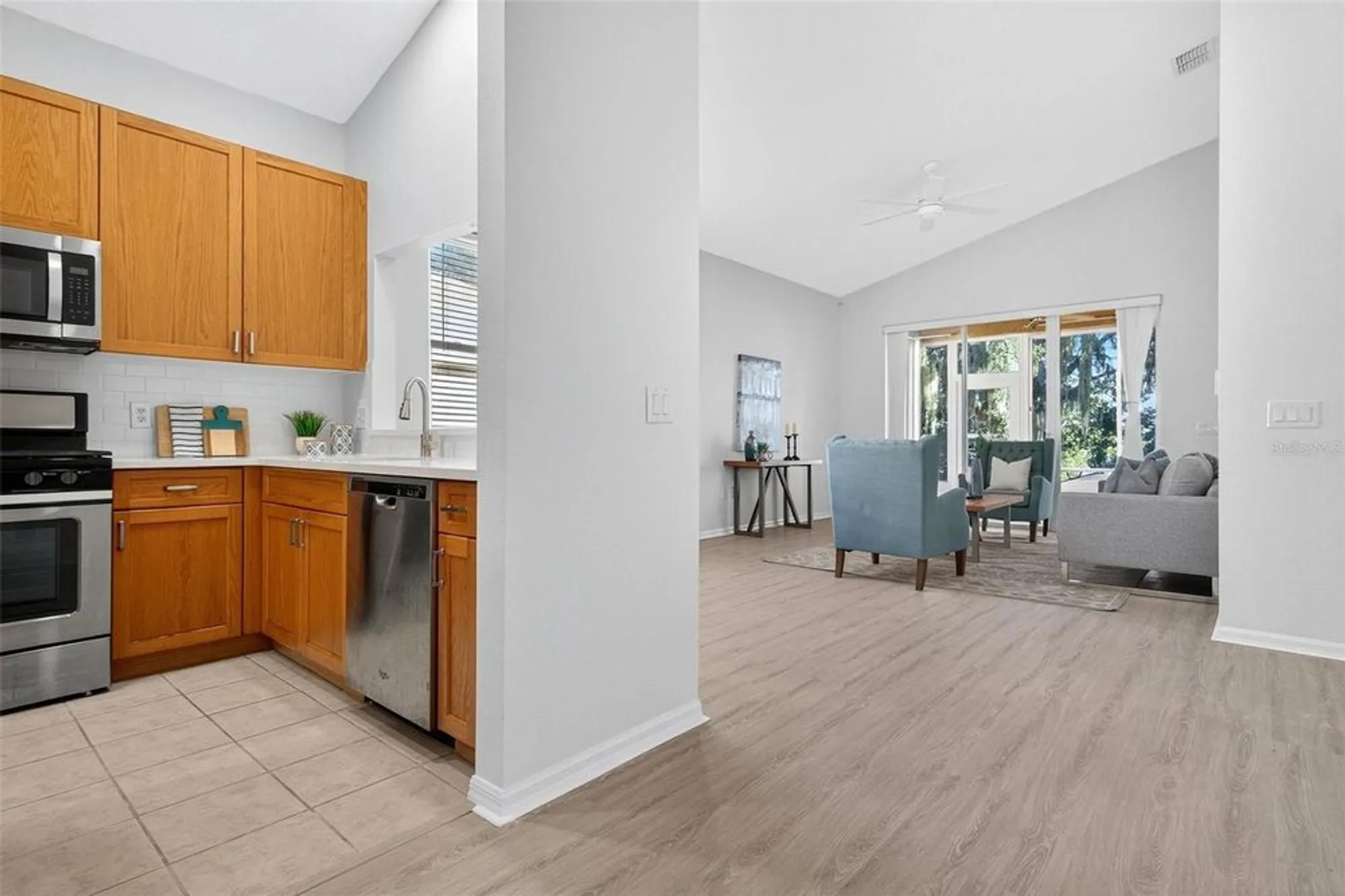 Property Slideshow image 5 of 40 | 791 wolf creek st, Clermont, FL, 34711