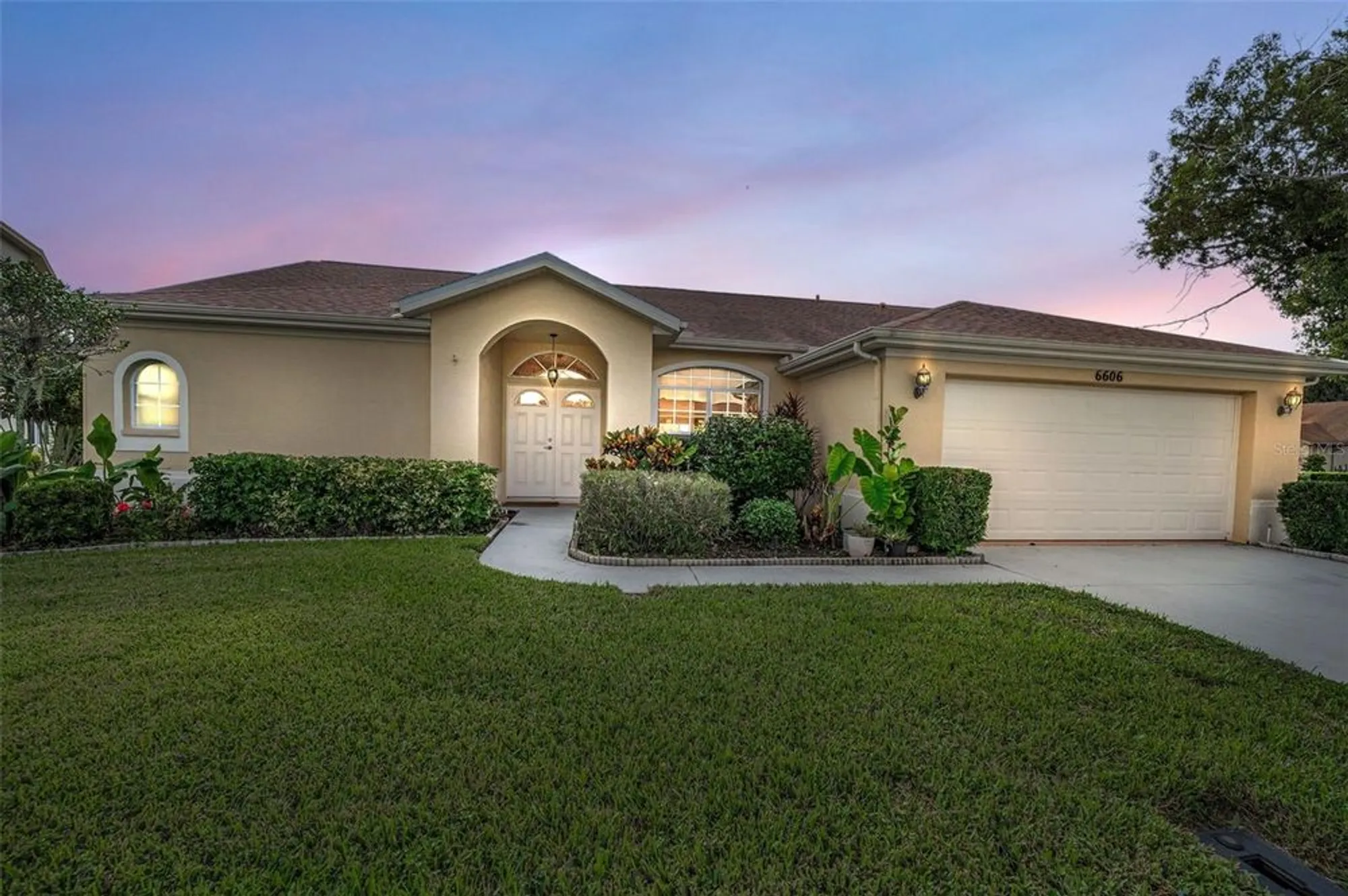 Property Slideshow image 1 of 60 | 6606 garden palm ct, New Port Richey, FL, 34655