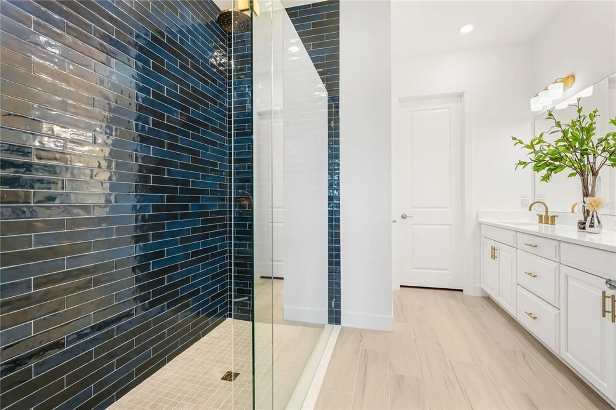 Property Slideshow image 17 of 35 | 15722 san lazzaro ave, Lakewood Ranch, FL, 34211