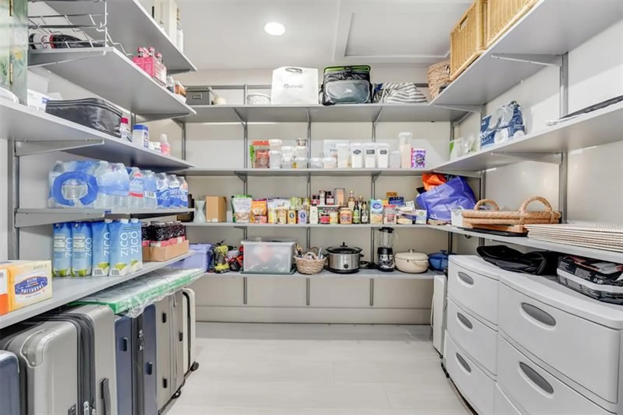 Property Slideshow image 16 of 25 | 8569 casa del lago, Boca Raton, FL, 33433