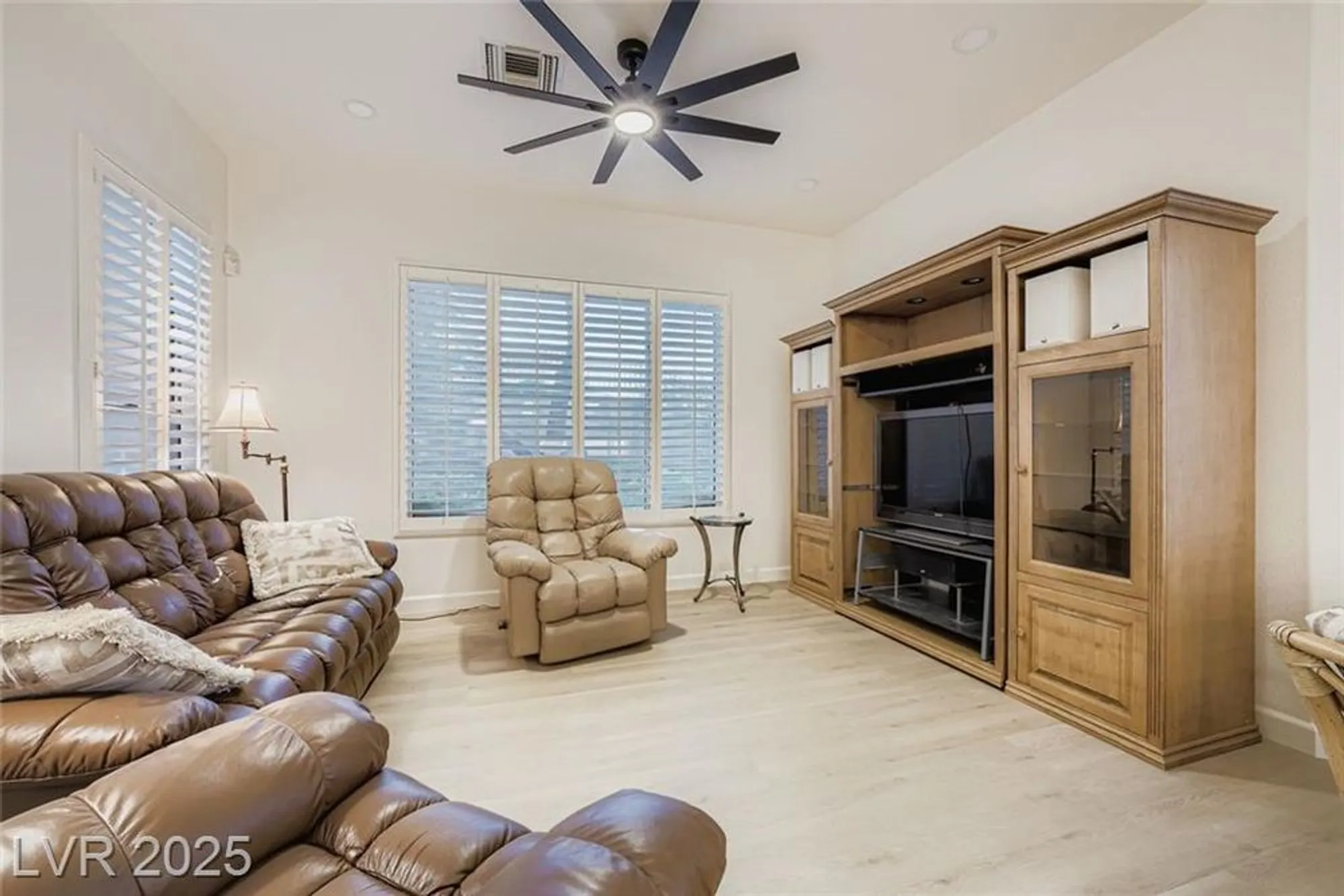 Property Slideshow image 15 of 23 | 2409 sierra sage st, Las Vegas, NV, 89134