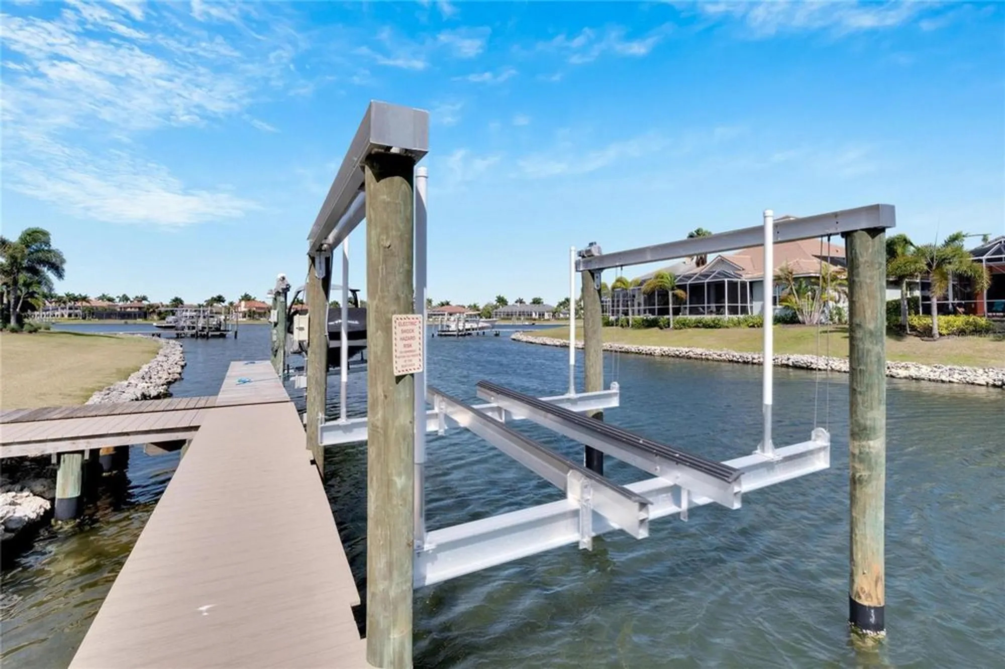 Property Slideshow image 56 of 80 | 721 manns harbor dr, Apollo Beach, FL, 33572