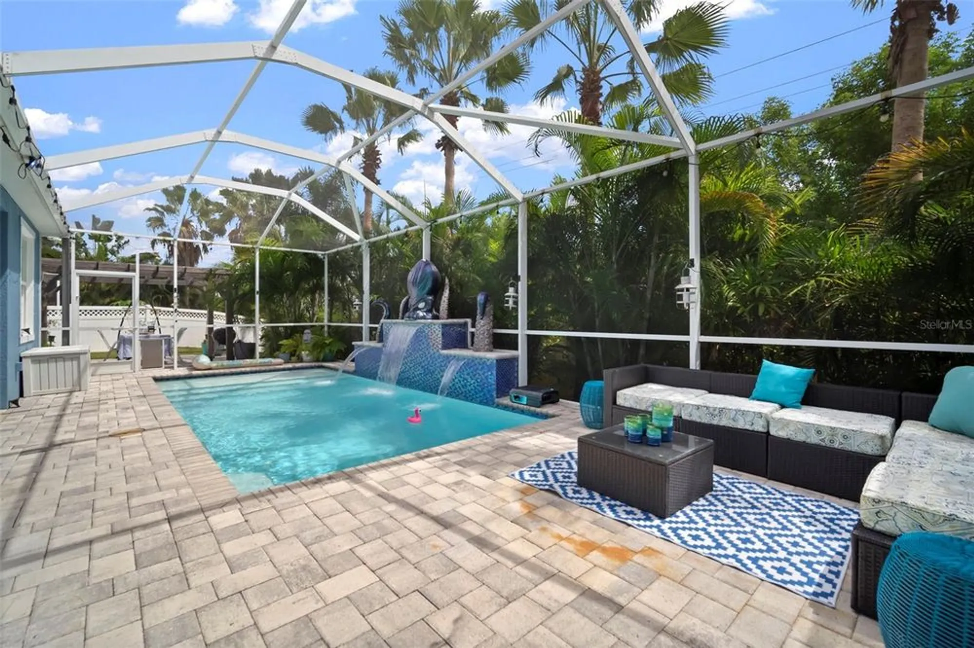 Property Slideshow image 50 of 94 | 5125 admiral pointe dr, Apollo Beach, FL, 33572