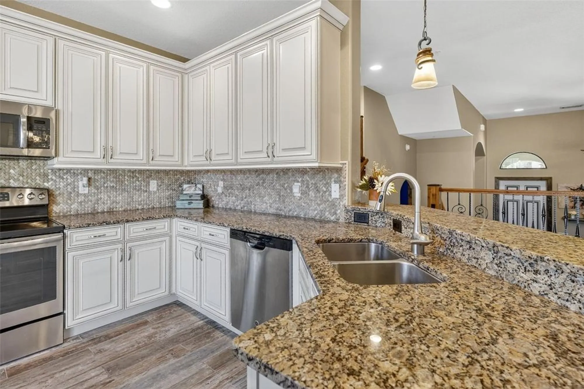 Property Slideshow image 14 of 39 | 8421 olinda way 3608, Fort Myers, FL, 33912