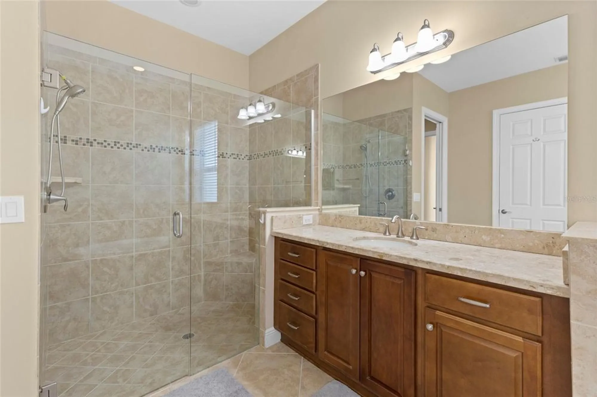 Property Slideshow image 18 of 51 | 942 preservation st, Bradenton, FL, 34208