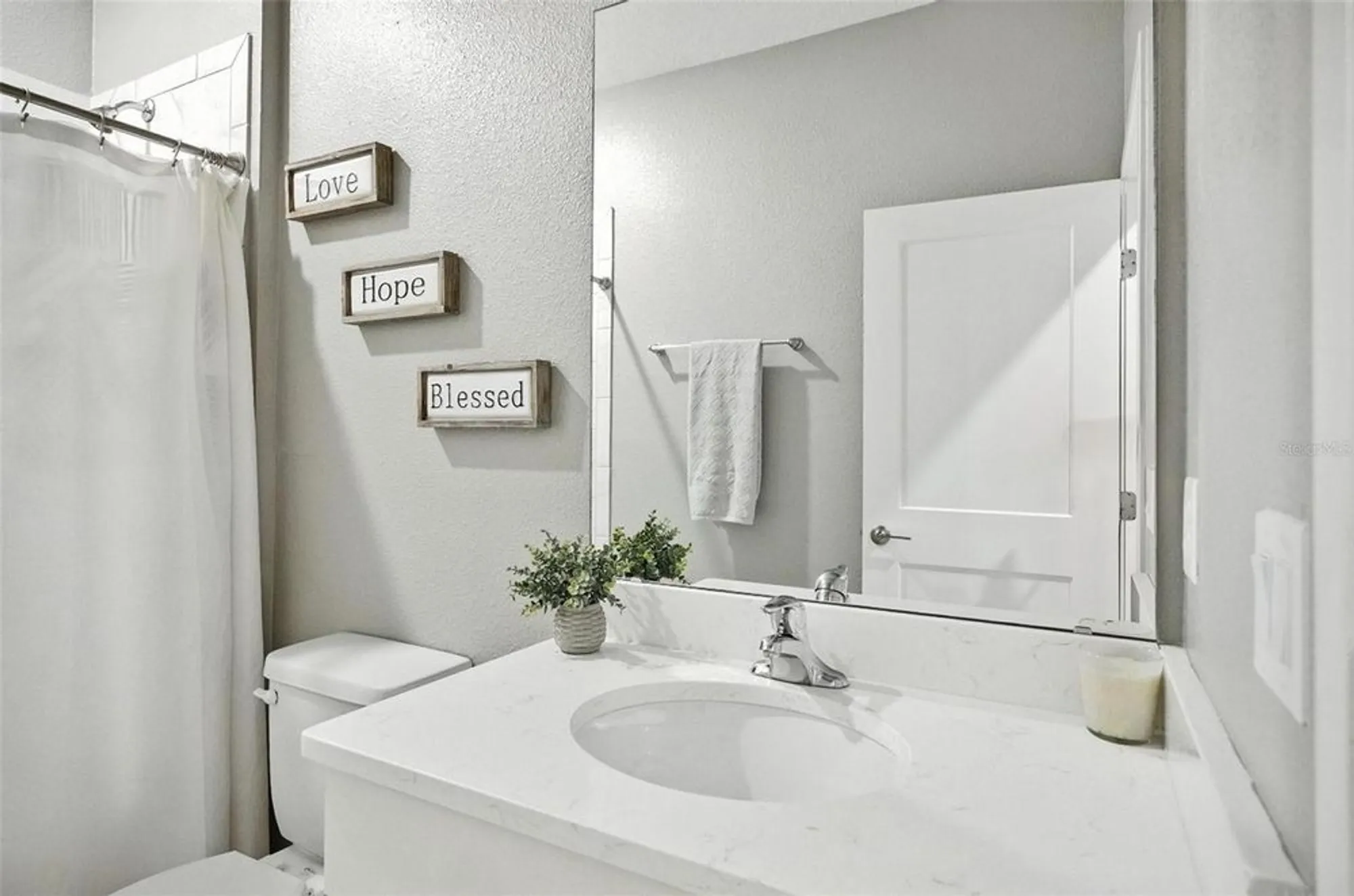 Property Slideshow image 25 of 60 | 3026 adrian dr, Ormond Beach, FL, 32174