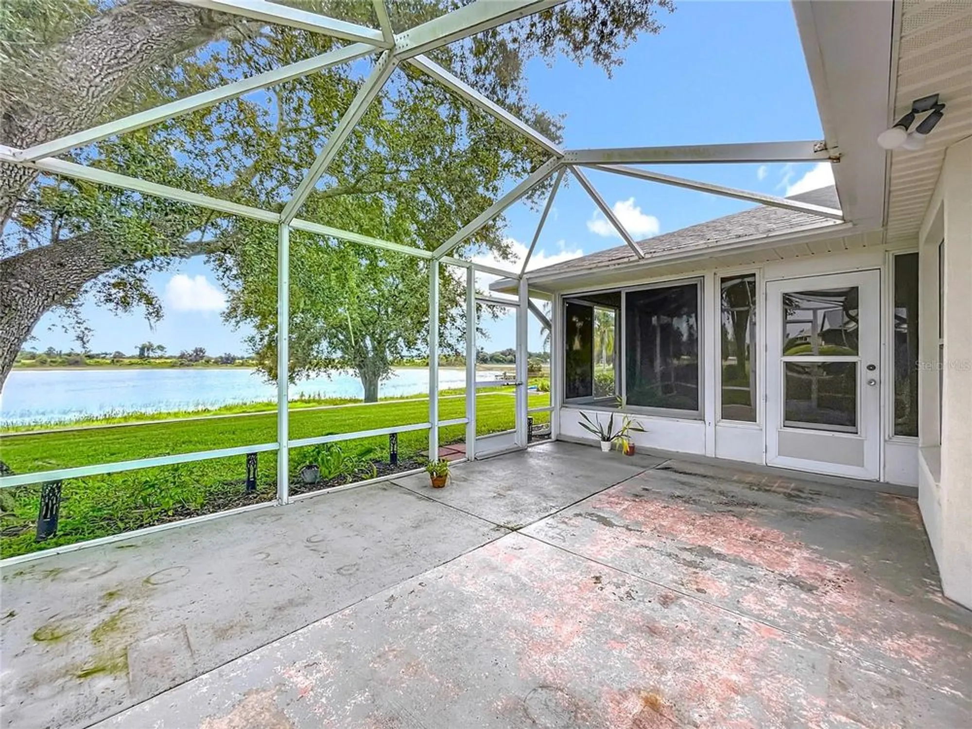 Property Slideshow image 42 of 63 | 5518 queen victoria dr, Leesburg, FL, 34748