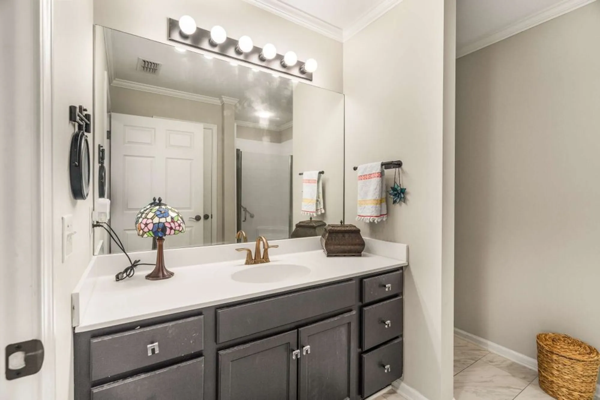 Property Slideshow image 20 of 32 | 443 forest glen cir, Murfreesboro, TN, 37128