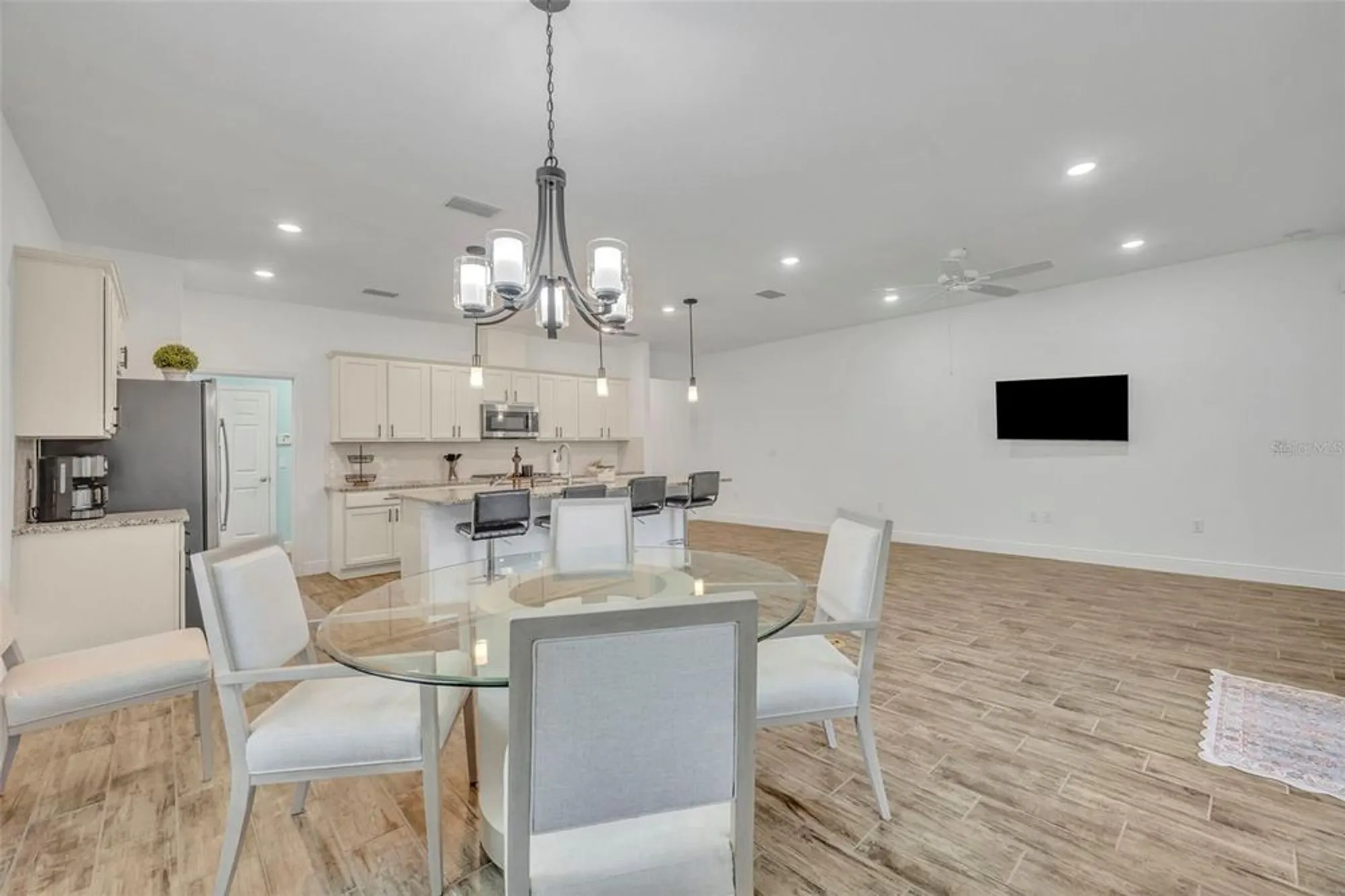 Property Slideshow image 19 of 73 | 134 silver maple rd, Groveland, FL, 34736