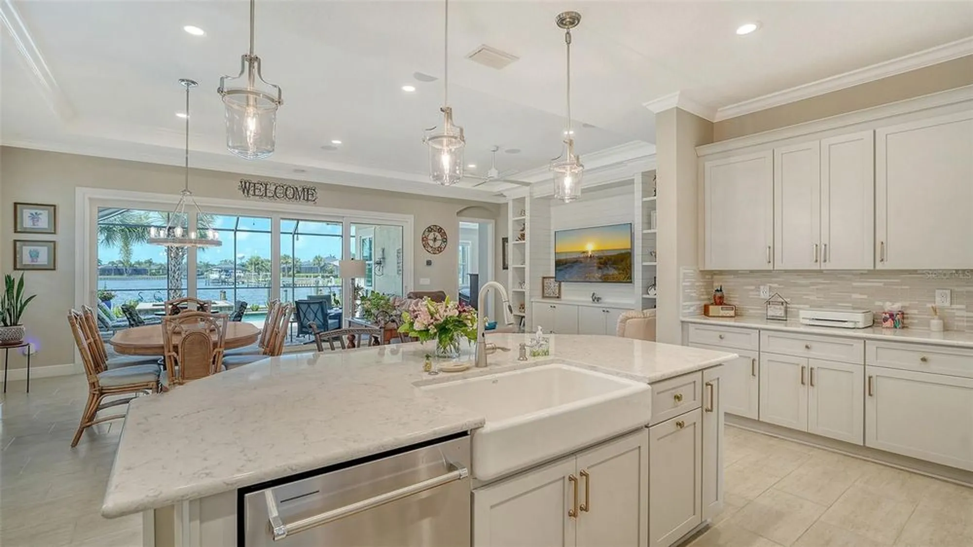 Property Slideshow image 17 of 78 | 1114 bearing ct, Bradenton, FL, 34208